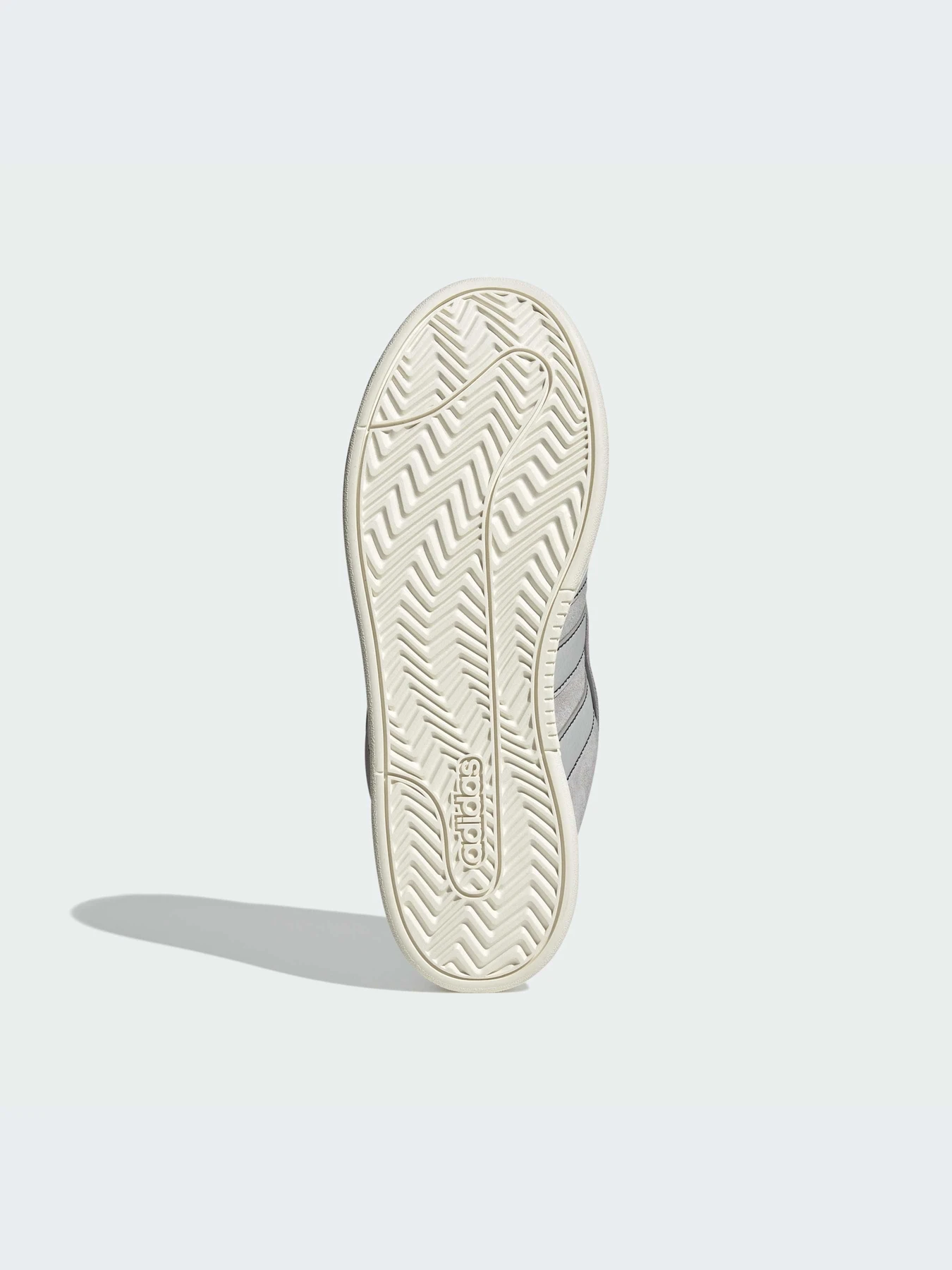 Кроссовки Adidas модель JH8672-KZ Кроссовки Adidas модель JH8672-KZ Фото