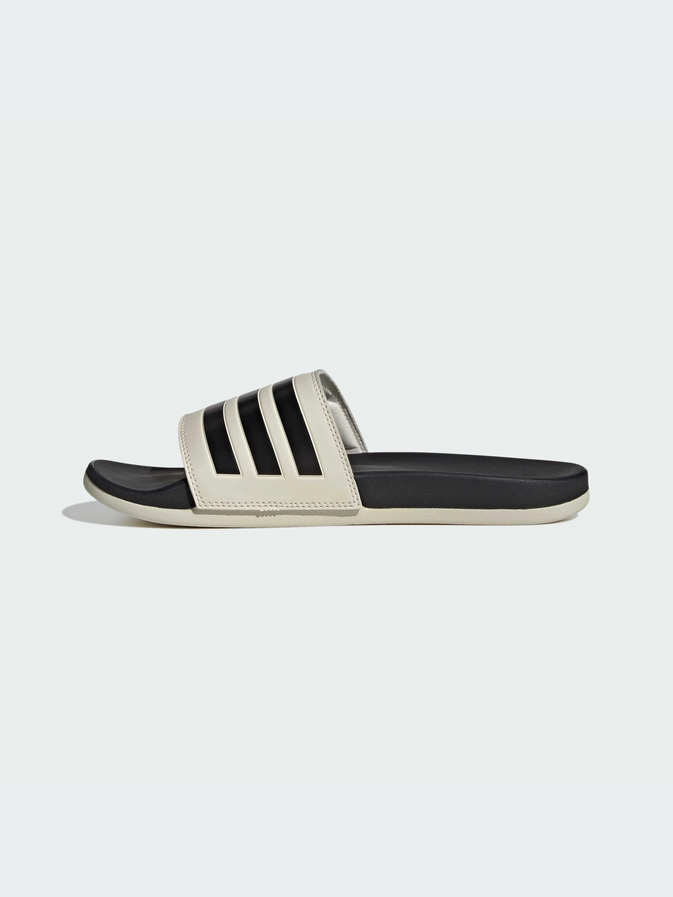 Шлёпанцы Adidas Adilette модель JP5736-KZ Шлёпанцы Adidas Adilette модель JP5736-KZ Фото