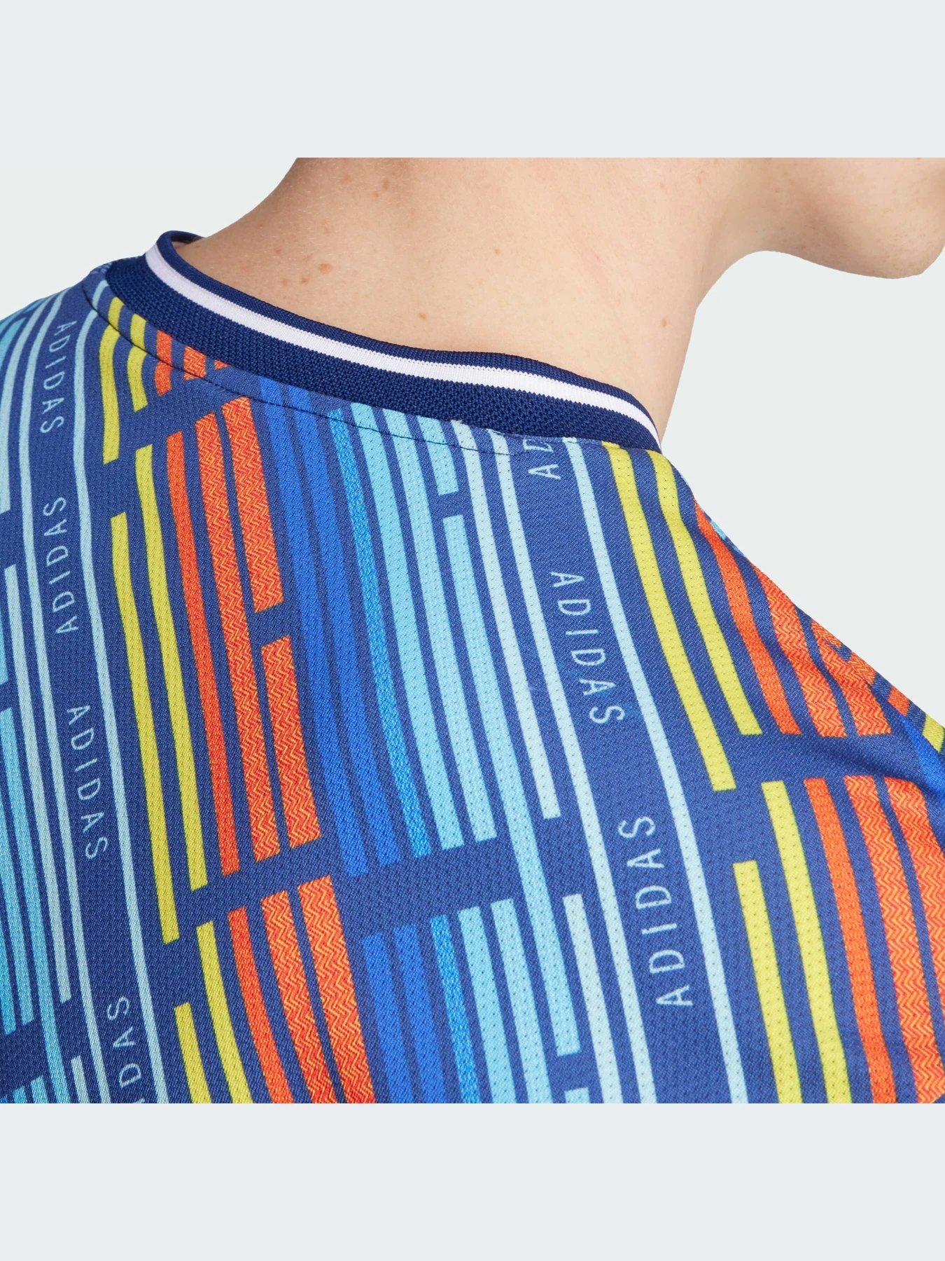 Футболки и поло Adidas Tiro модель KA3352-KZ Футболки и поло Adidas Tiro модель KA3352-KZ Фото