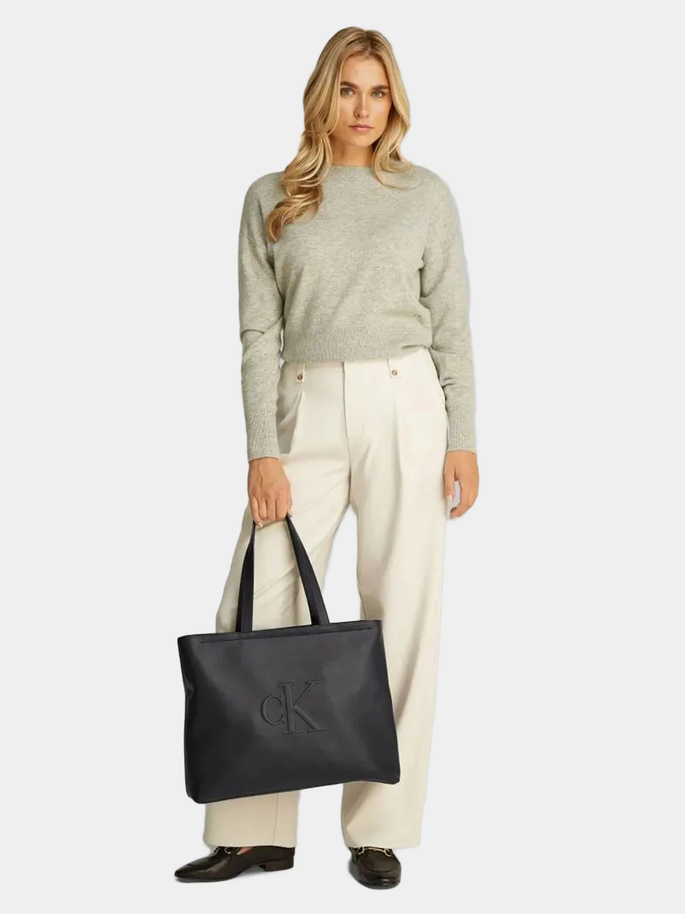 Сумки Calvin Klein модель LV04K3070G-UB1 Сумки Calvin Klein модель LV04K3070G-UB1 Фото