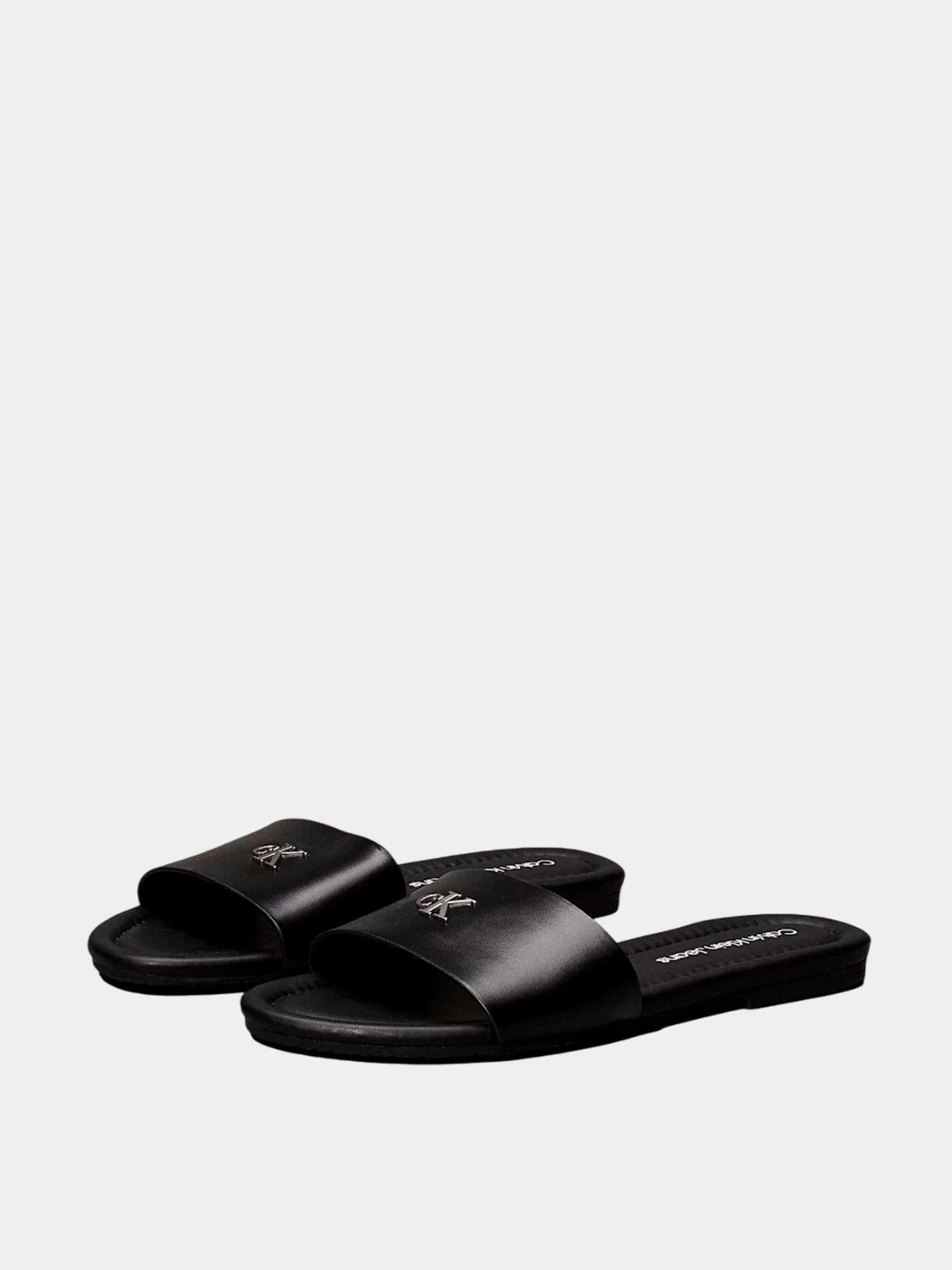 Шлёпанцы Calvin Klein модель YW0YW01697-0GJ Шлёпанцы Calvin Klein модель YW0YW01697-0GJ Фото