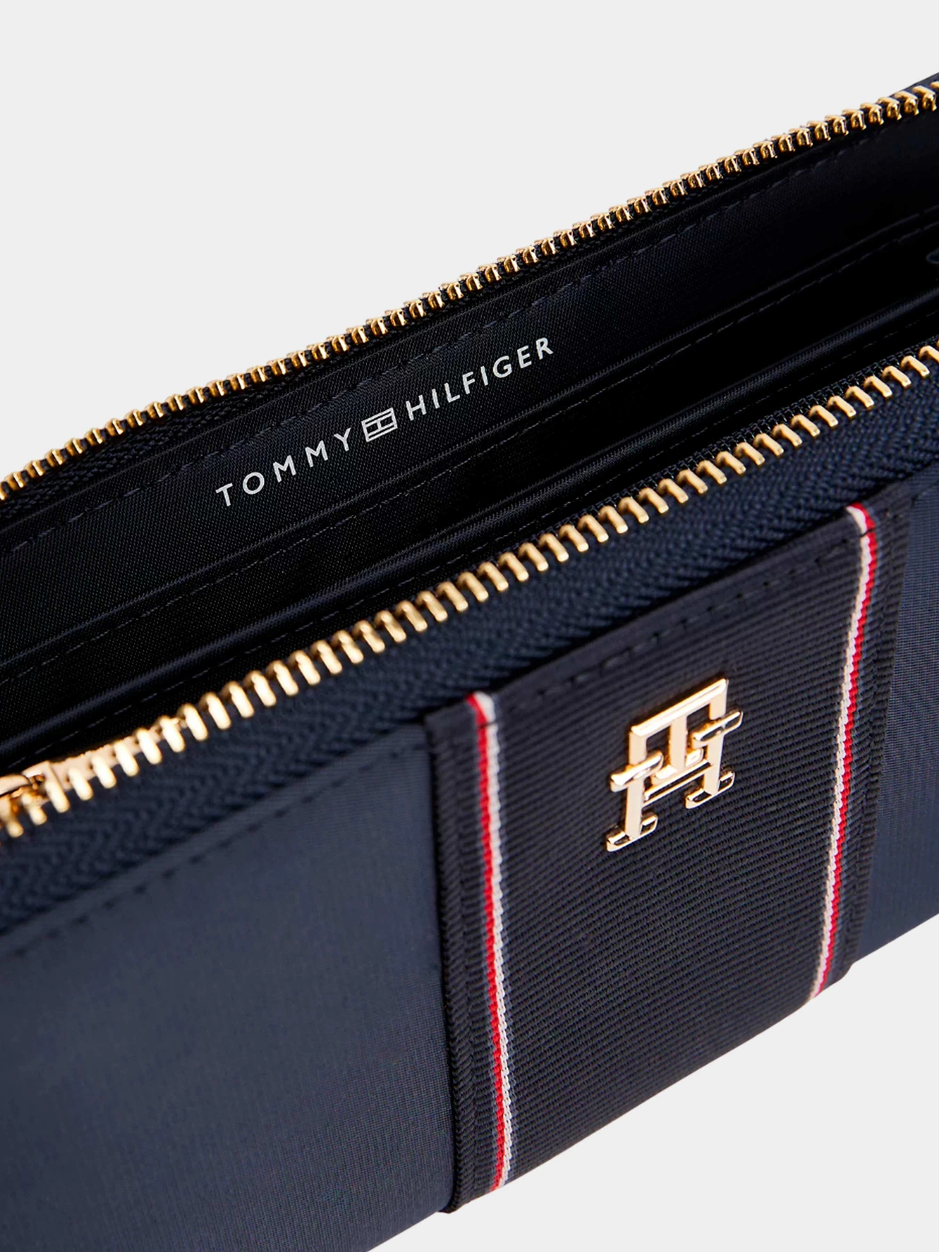 Кошельки Tommy Hilfiger модель AW0AW17271-DW6 Кошельки Tommy Hilfiger модель AW0AW17271-DW6 Фото