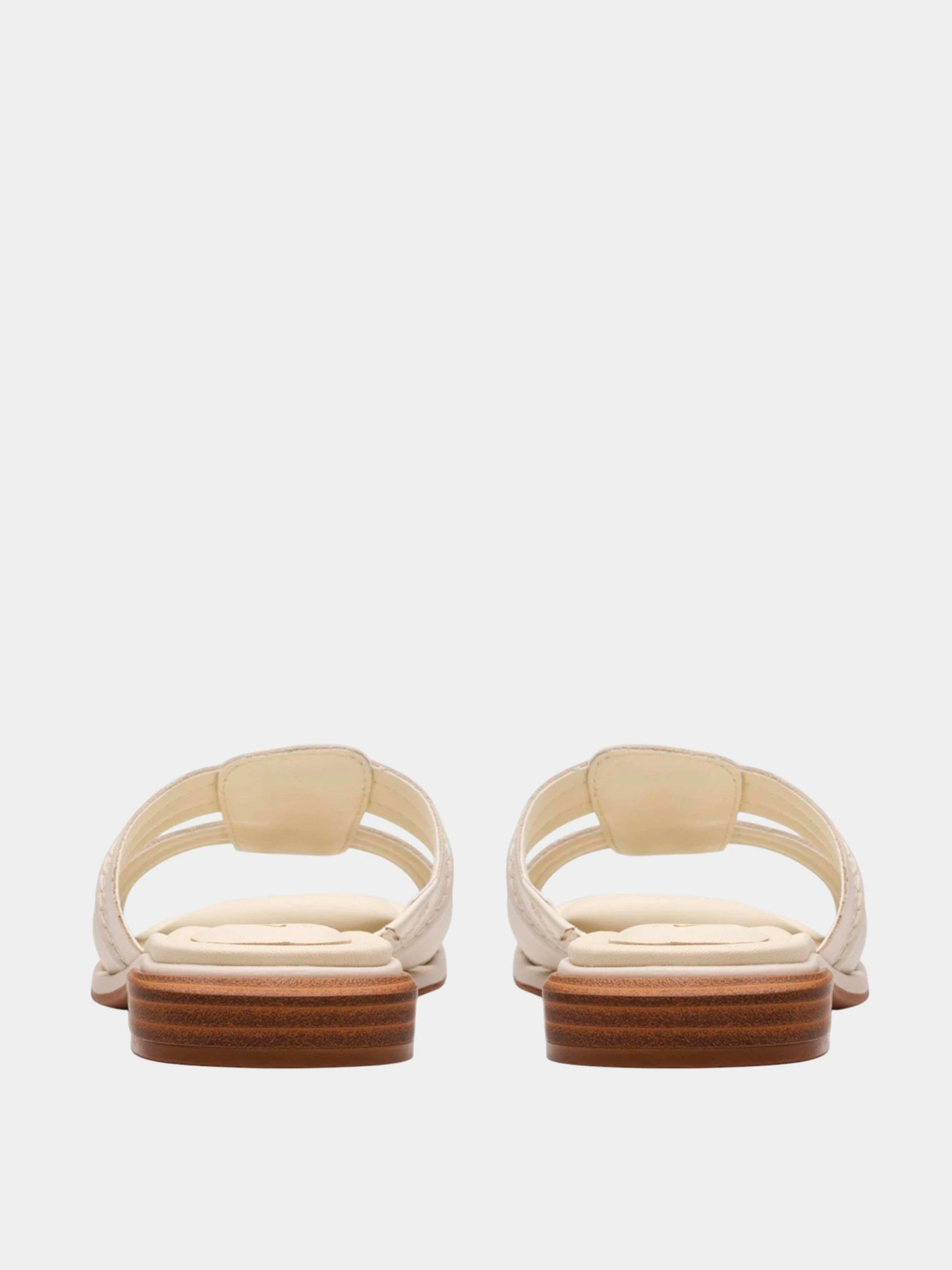 Шлёпанцы Clarks модель 26181237 Шлёпанцы Clarks модель 26181237 Фото