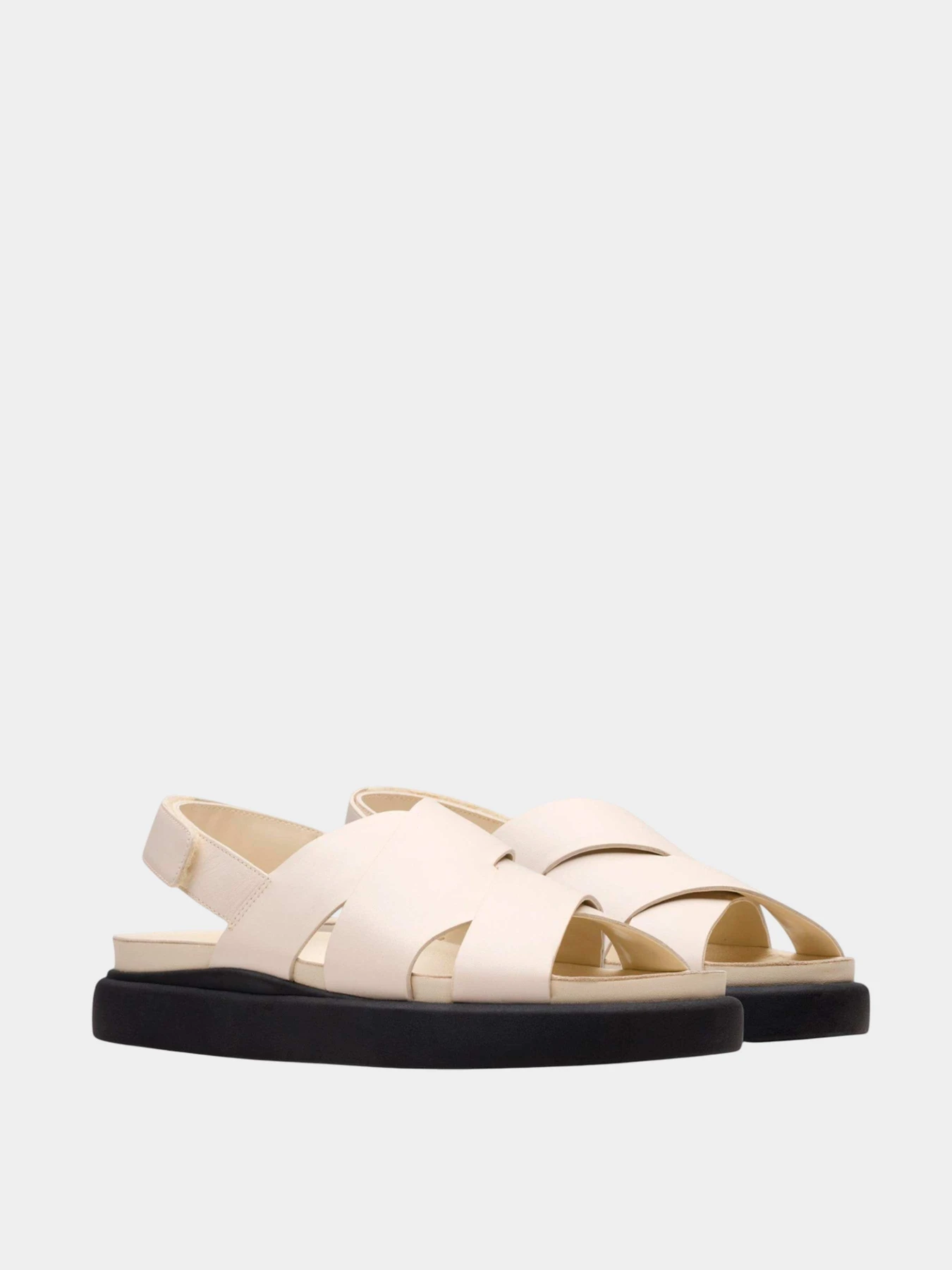 Сандалии Clarks модель 26181257 Сандалии Clarks модель 26181257 Фото