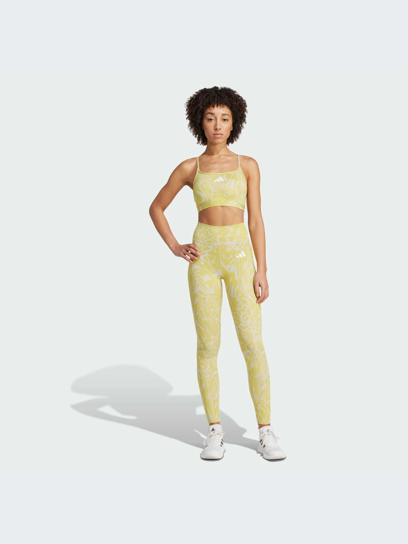 Брюки Adidas модель JM9882-KZ Брюки Adidas модель JM9882-KZ Фото