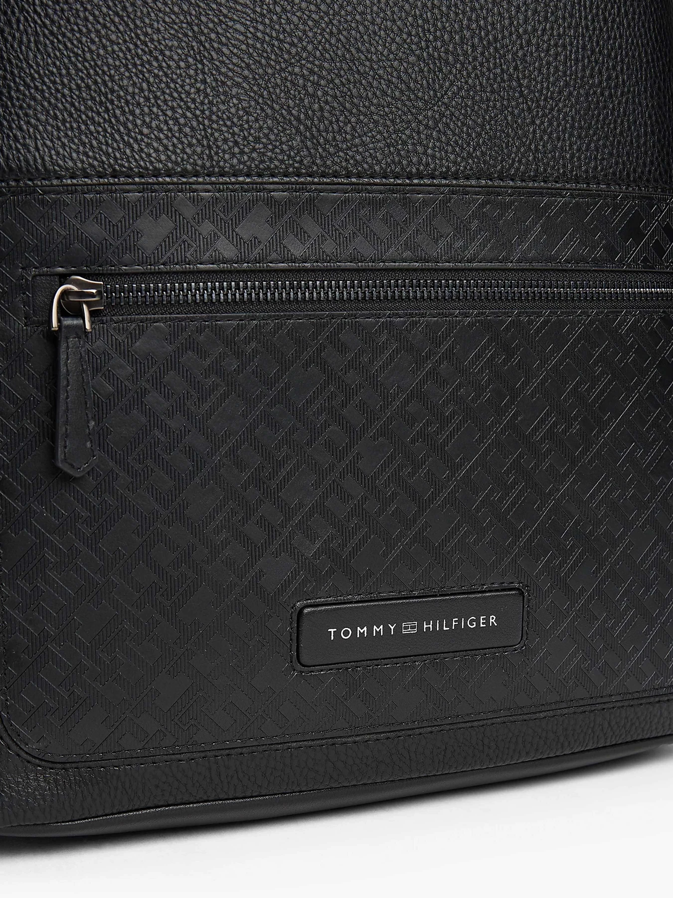 Рюкзаки Tommy Hilfiger модель AM0AM13208-BDS Рюкзаки Tommy Hilfiger модель AM0AM13208-BDS Фото