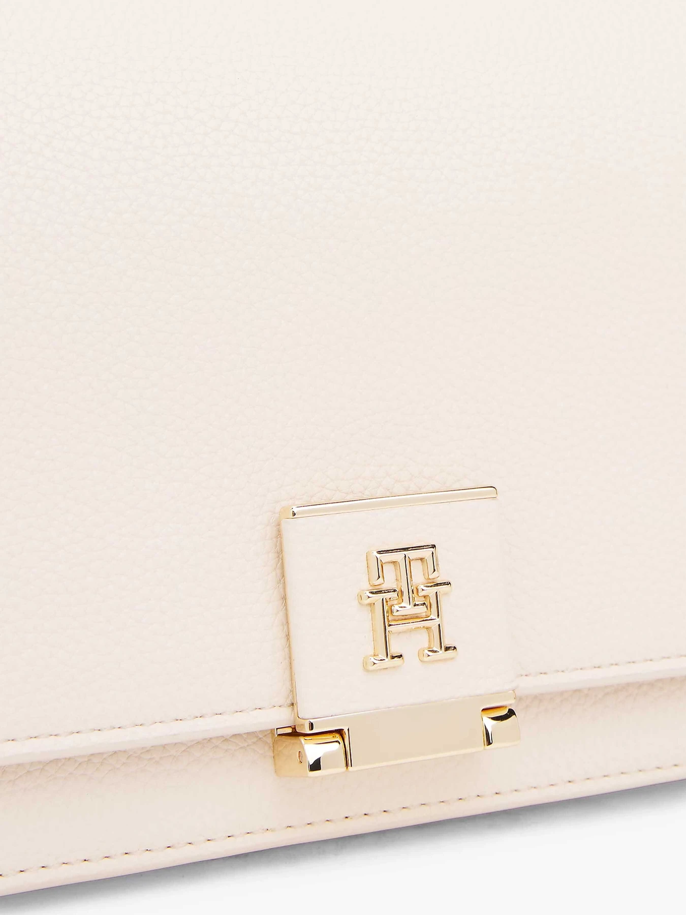 Сумки Tommy Hilfiger модель AW0AW17216-AA8 Фото