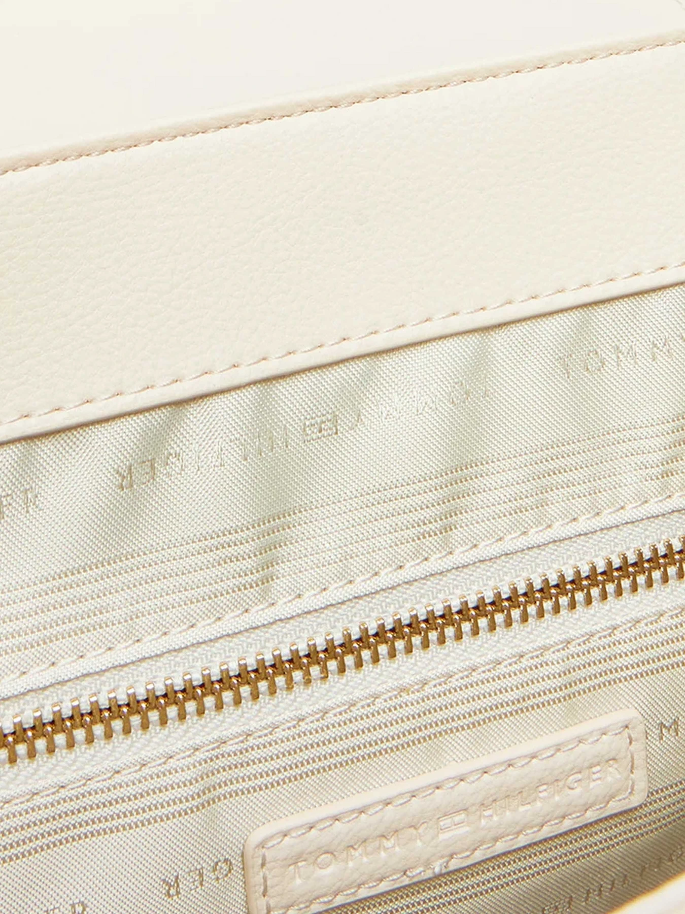 Рюкзаки Tommy Hilfiger модель AW0AW17407-AA8 Фото