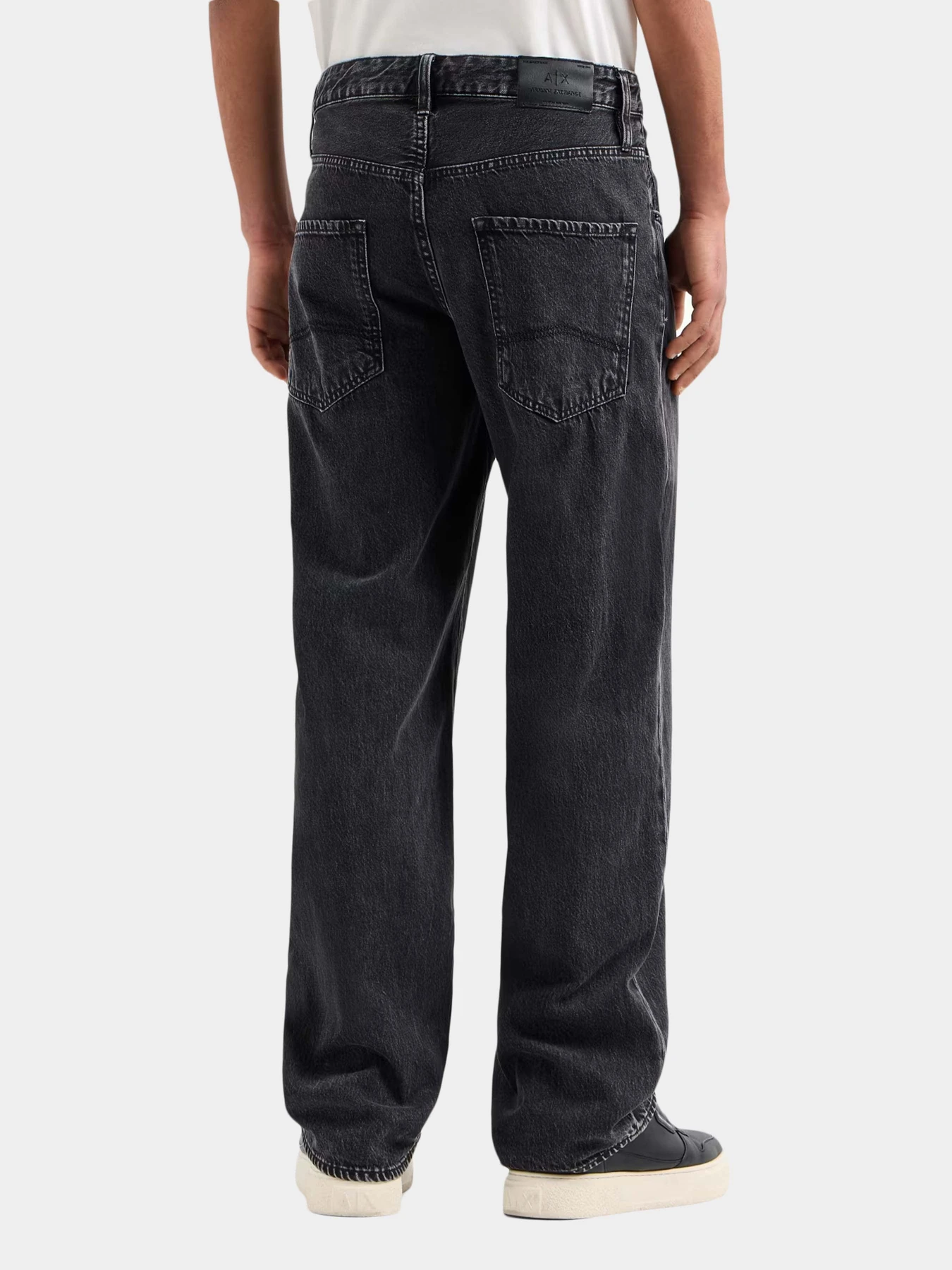 Джинсы Armani Exchange модель XM000076-AF13366-M8001 Джинсы Armani Exchange модель XM000076-AF13366-M8001 Фото
