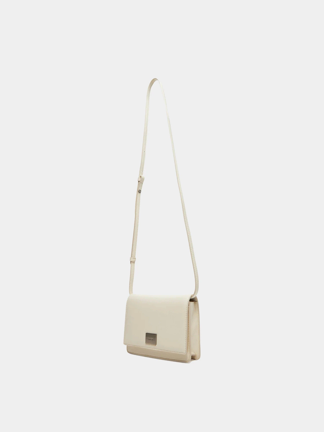 Сумки Calvin Klein модель K60K612967-67U Фото