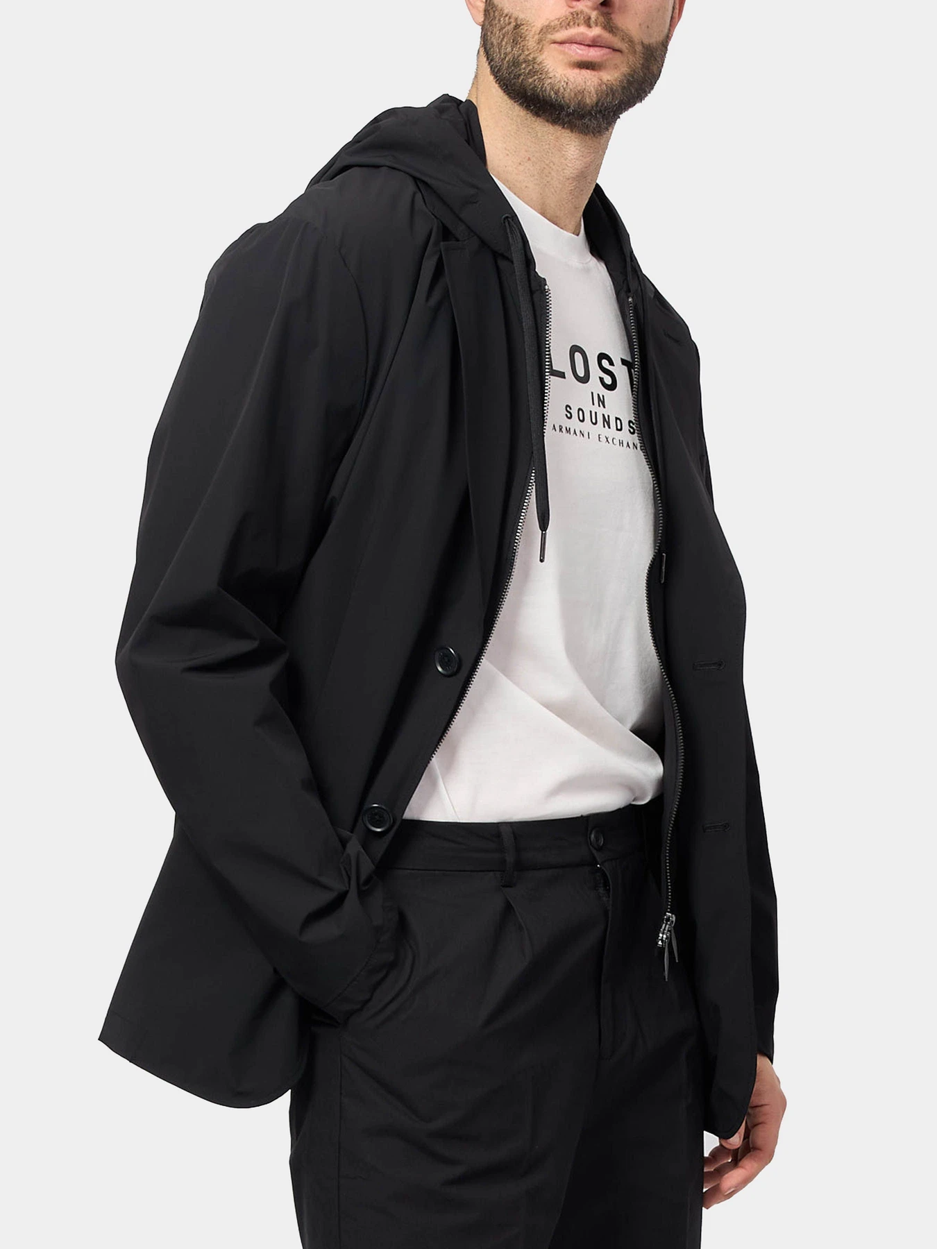 Пиджаки Armani Exchange модель XM000212-AF10357-UC001 Фото