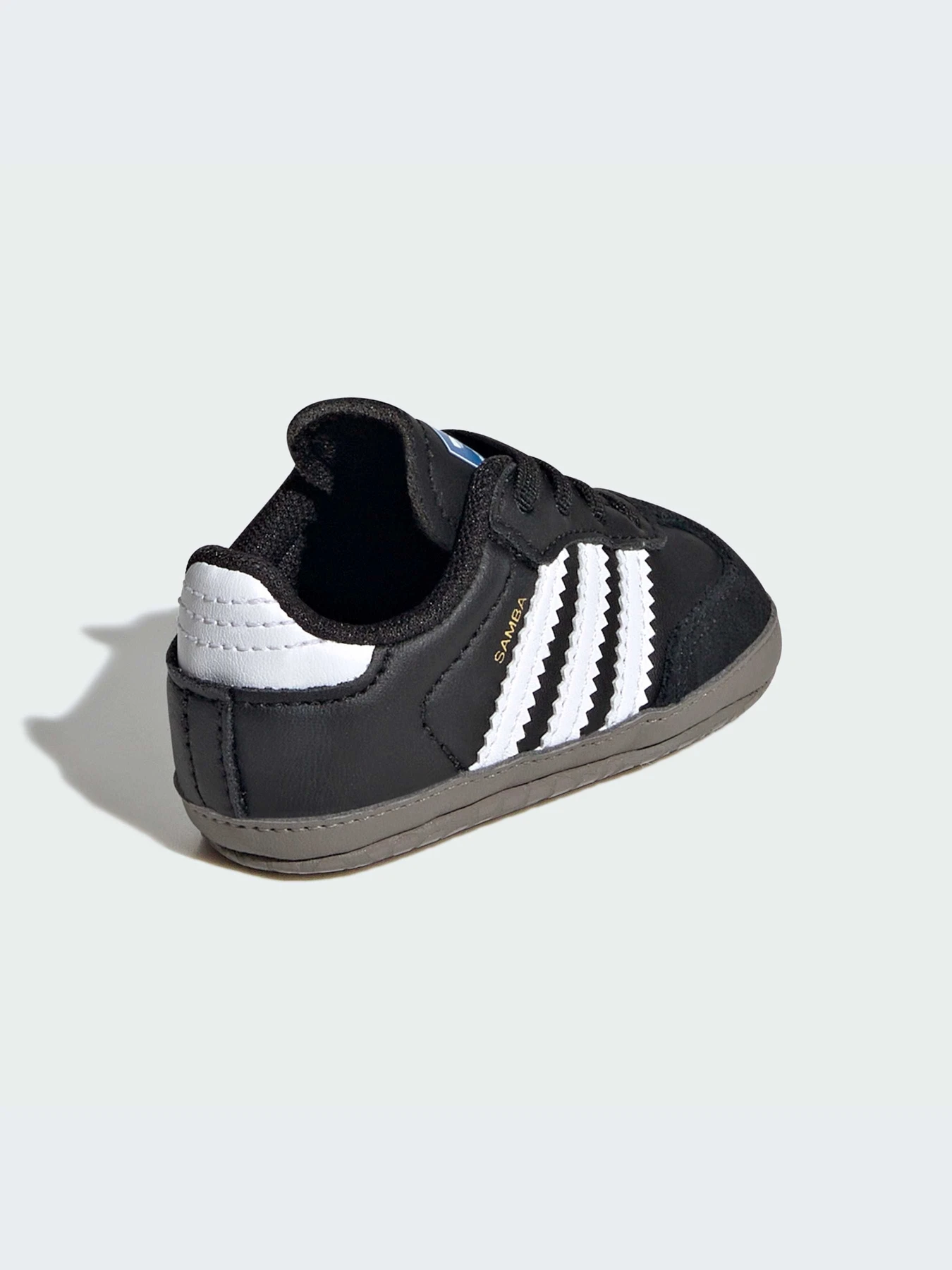 Кроссовки Adidas модель JI2757-KZ Кроссовки Adidas модель JI2757-KZ Фото