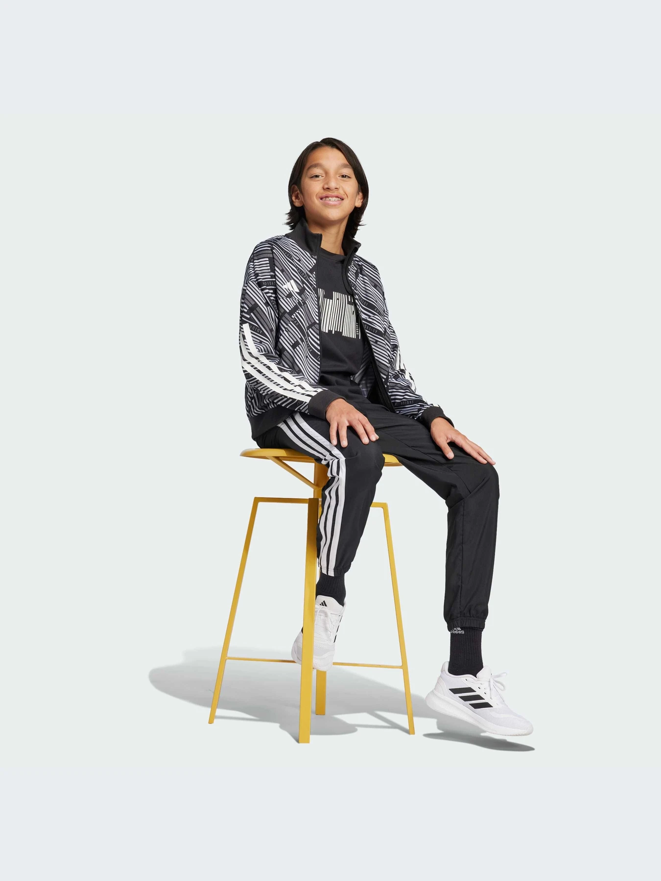 Худи и свитшоты Adidas Tiro модель KA3363-KZ Худи и свитшоты Adidas Tiro модель KA3363-KZ Фото