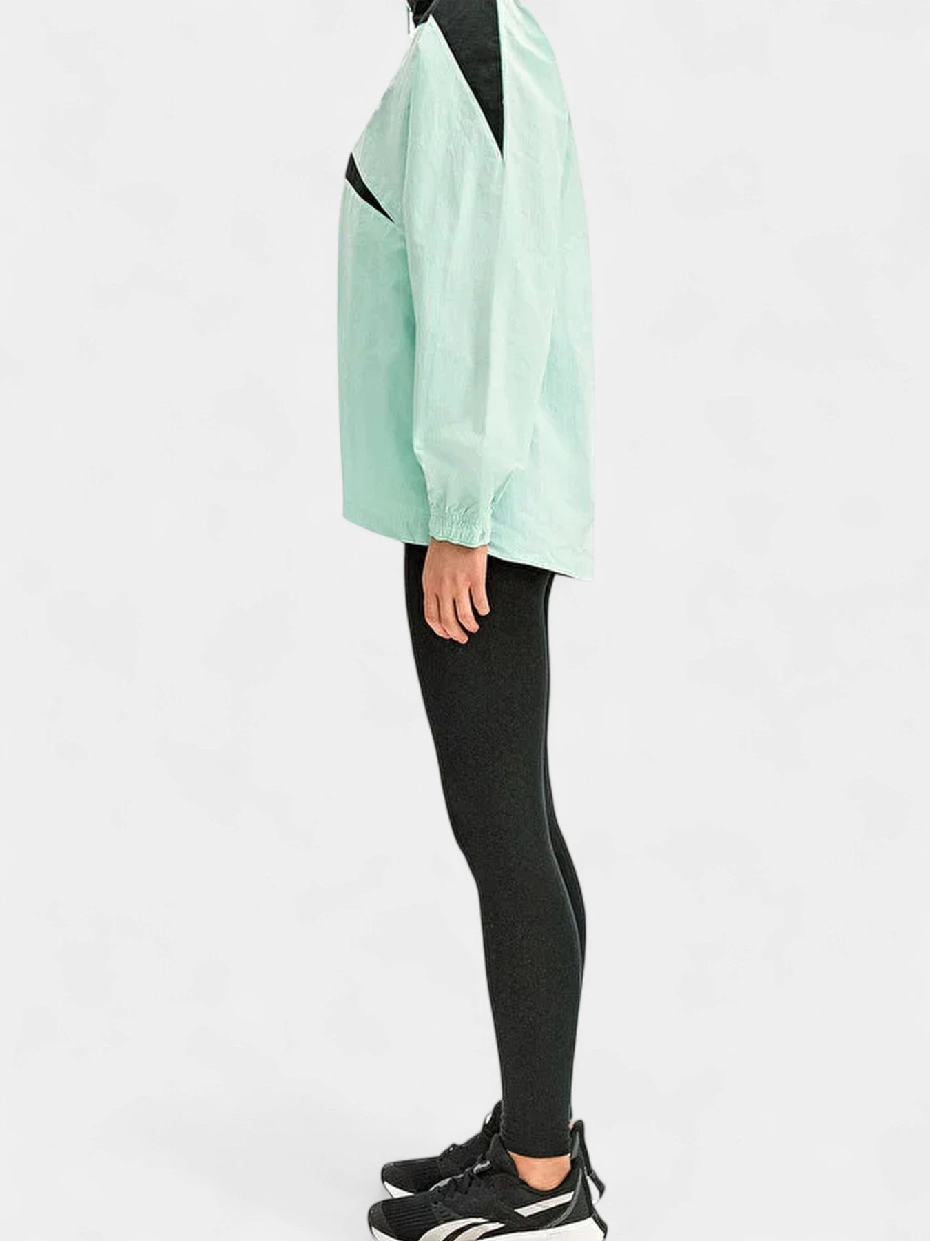 Куртки и дубленки Reebok модель 102017722 Фото