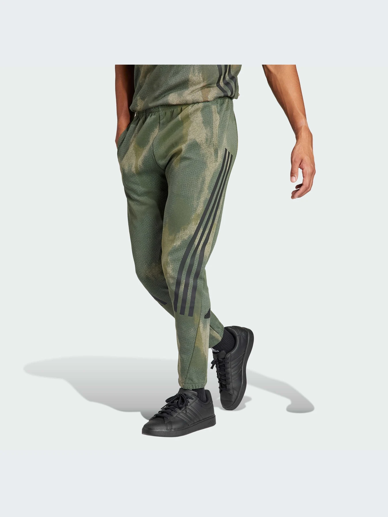 Брюки Adidas модель IR9217-KZ Брюки Adidas модель IR9217-KZ Фото
