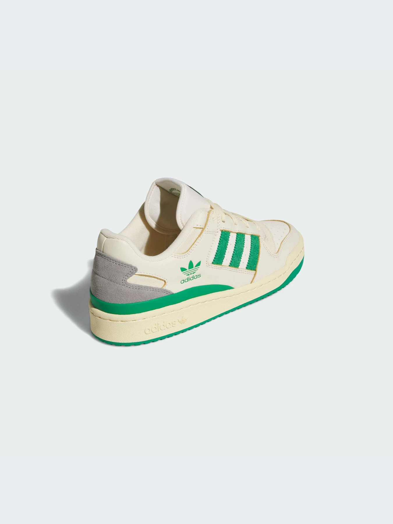 Кроссовки Adidas Forum модель JI3272-KZ Кроссовки Adidas Forum модель JI3272-KZ Фото