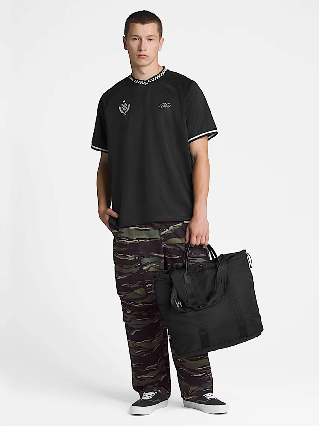 Сумки Vans модель VN000NC9BLK1 Сумки Vans модель VN000NC9BLK1 Фото