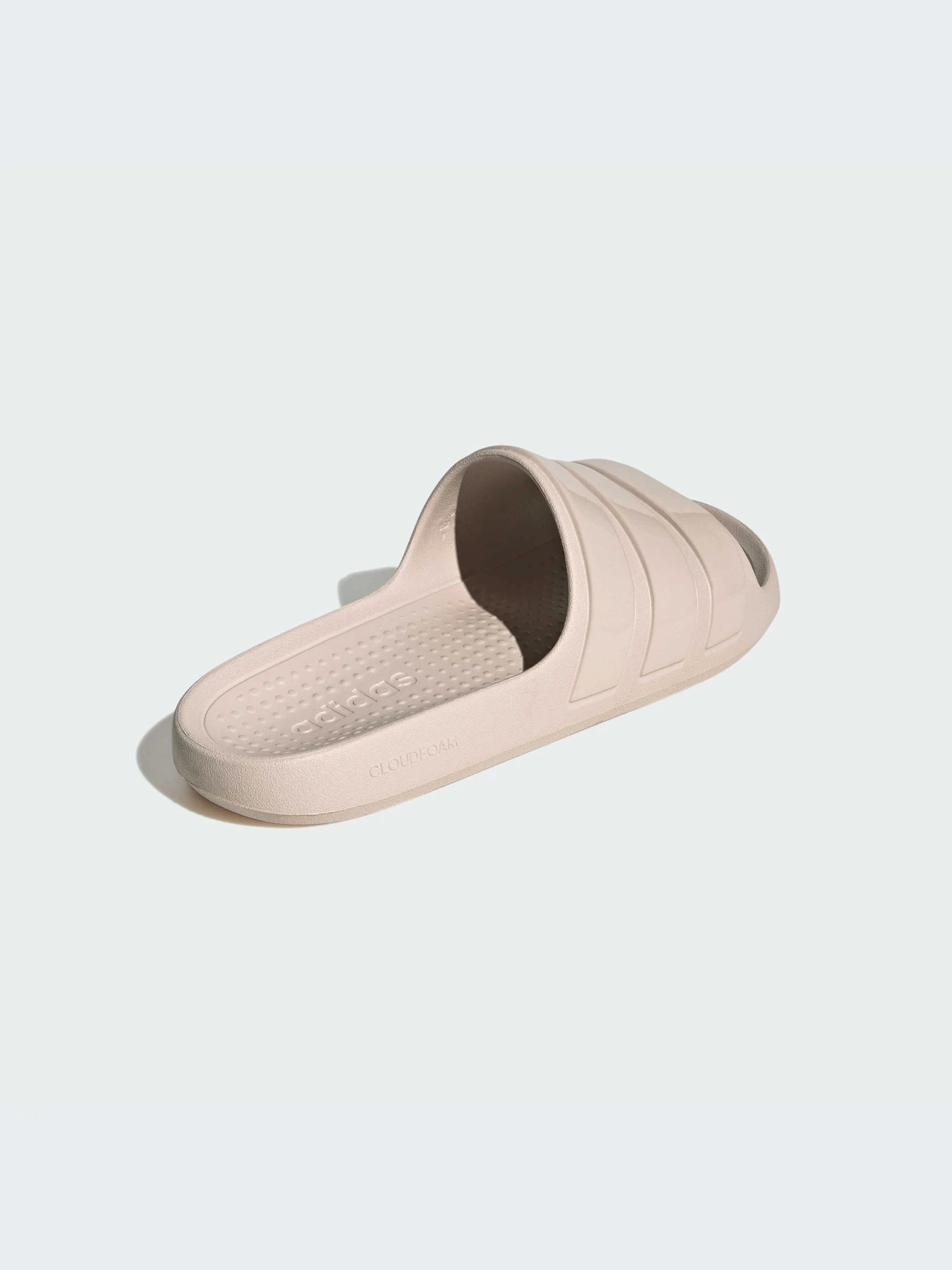 Шлёпанцы Adidas Adilette модель JP5684-KZ Шлёпанцы Adidas Adilette модель JP5684-KZ Фото