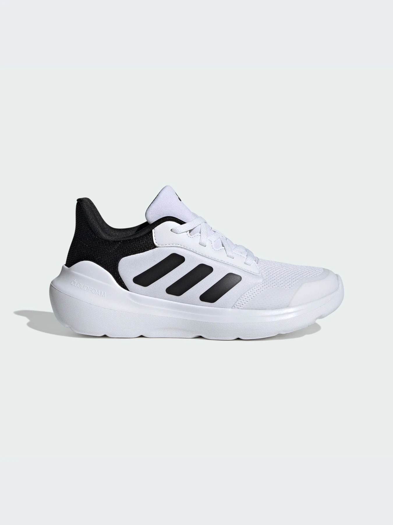 Кроссовки Adidas модель IE3541-KZ Кроссовки Adidas модель IE3541-KZ Фото