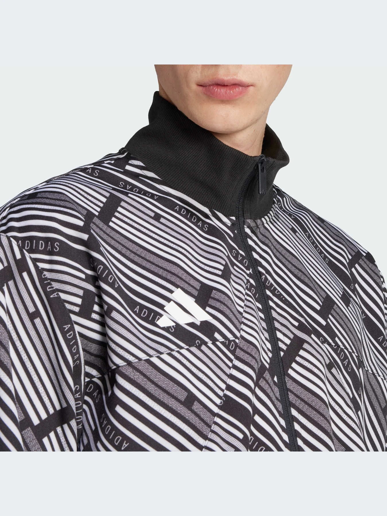 Спортивная одежда Adidas Tiro модель JZ8467-KZ Спортивная одежда Adidas Tiro модель JZ8467-KZ Фото