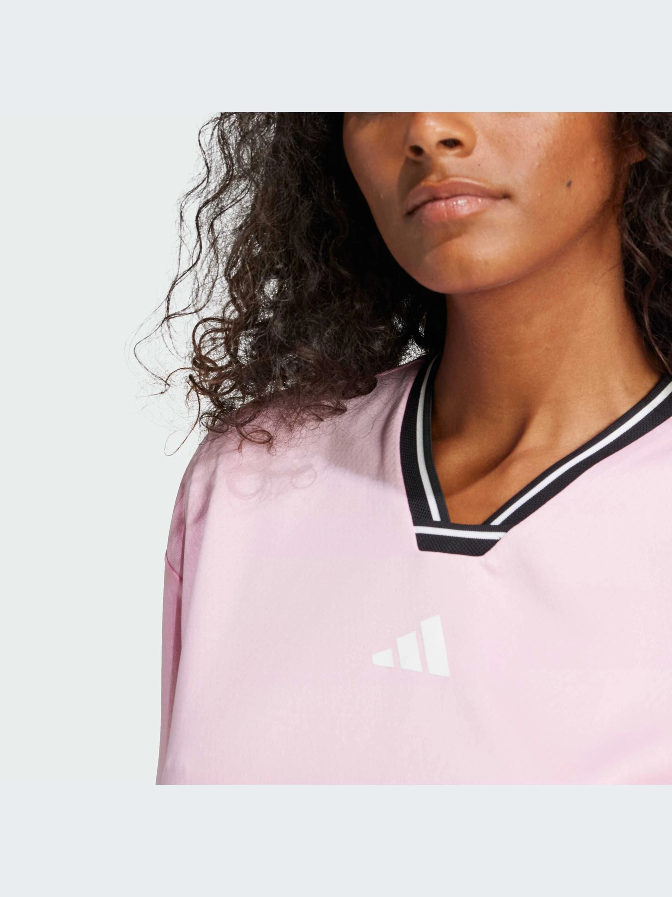 Футболки и поло Adidas модель JG4060-KZ Футболки и поло Adidas модель JG4060-KZ Фото