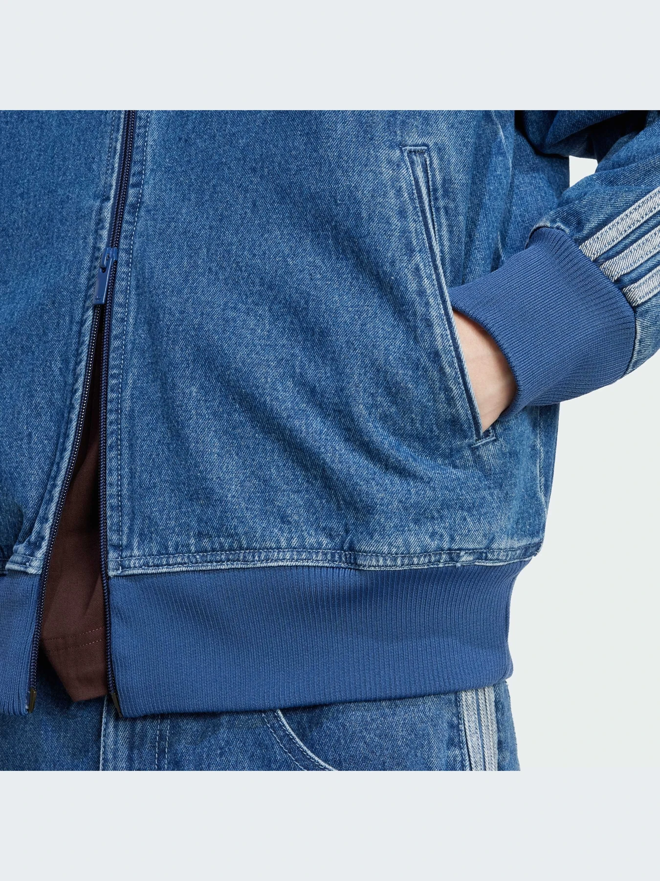 Худи и свитшоты Adidas модель JC6233-KZ Худи и свитшоты Adidas модель JC6233-KZ Фото