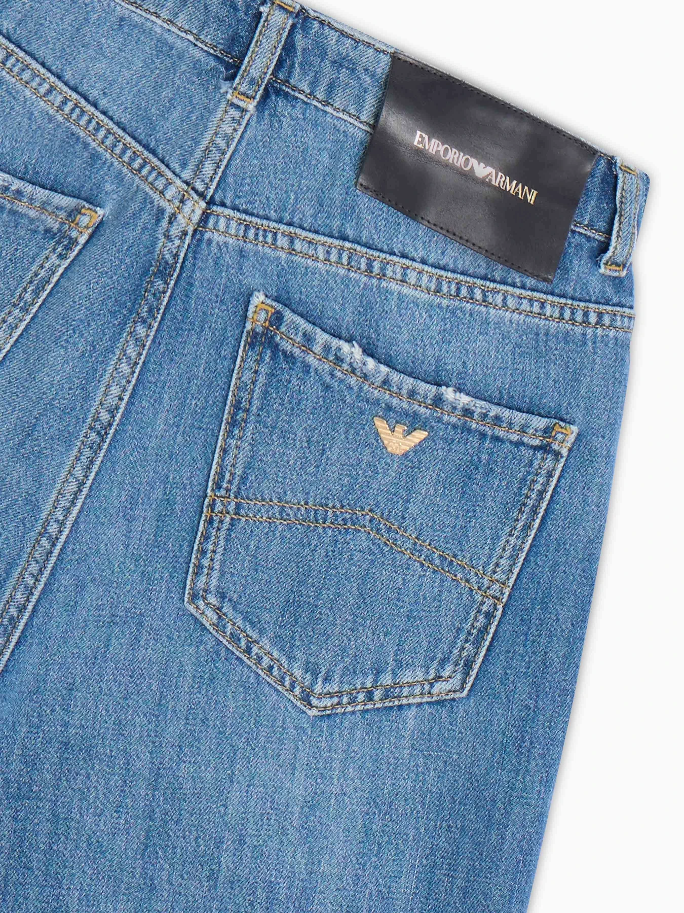 Джинсы Emporio Armani модель EW000736-AF12676-MB002 Джинсы Emporio Armani модель EW000736-AF12676-MB002 Фото