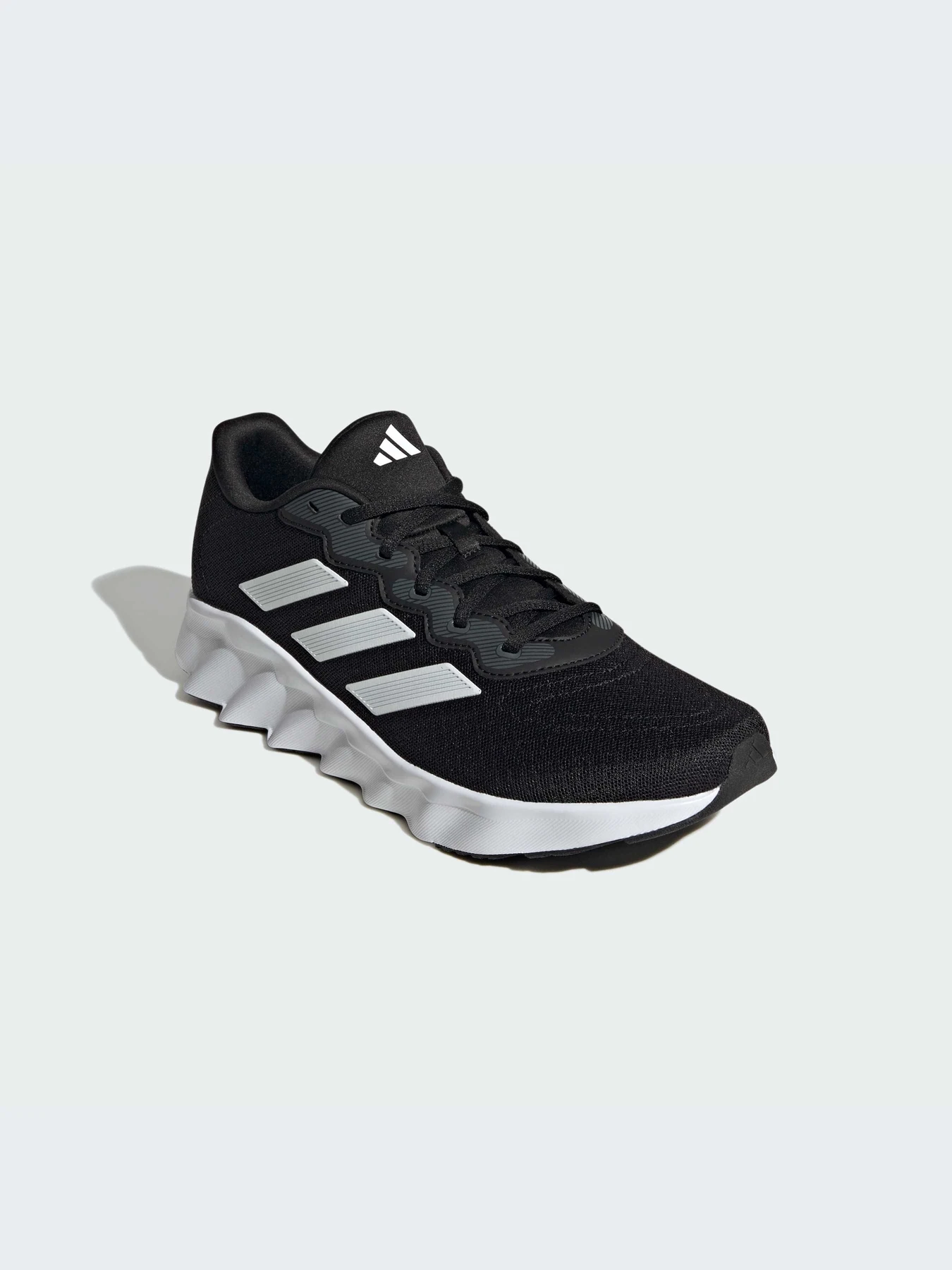 Кроссовки Adidas модель ID5253-KZ Кроссовки Adidas модель ID5253-KZ Фото