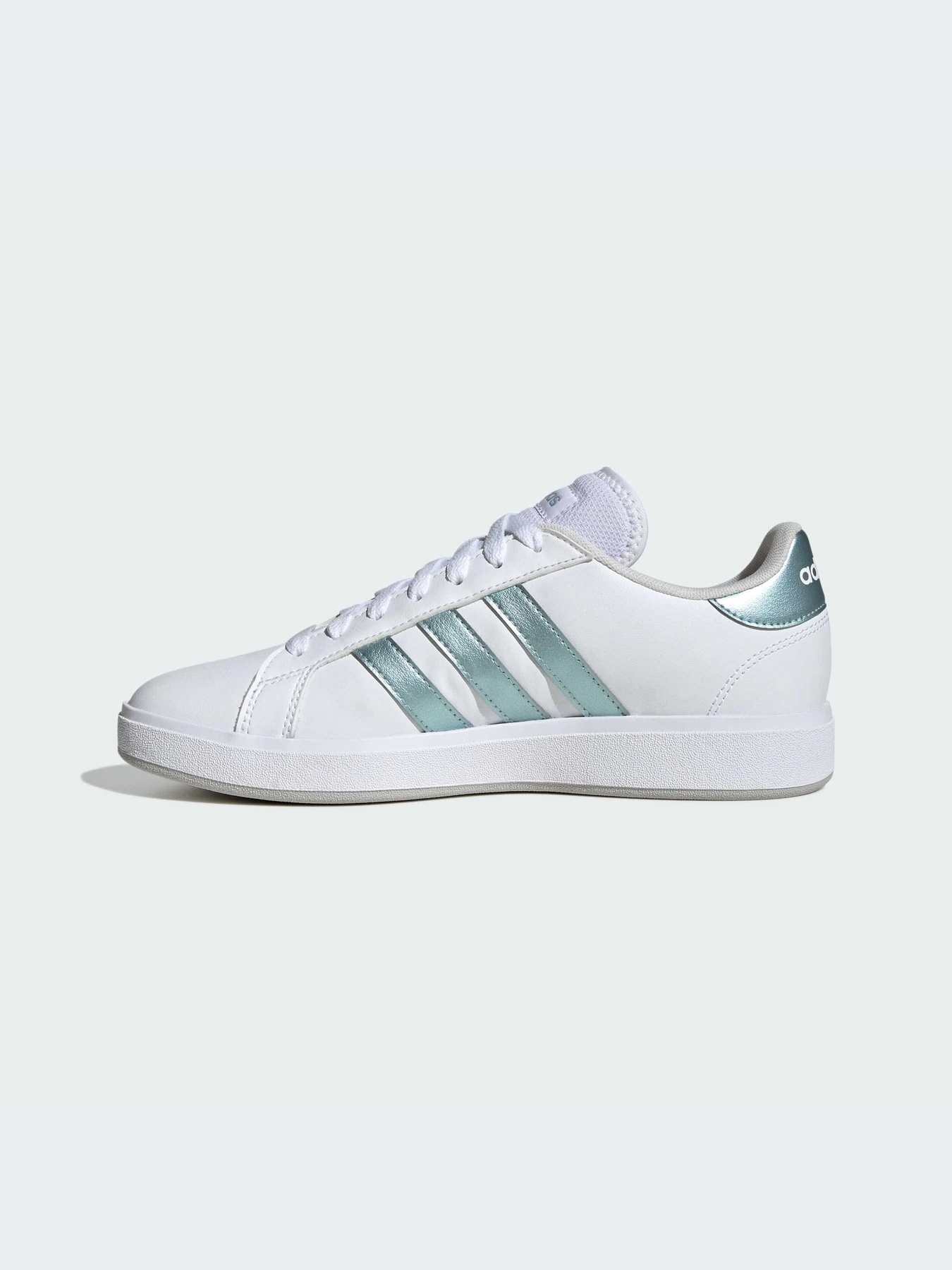 Кроссовки Adidas модель JH9384-KZ Кроссовки Adidas модель JH9384-KZ Фото