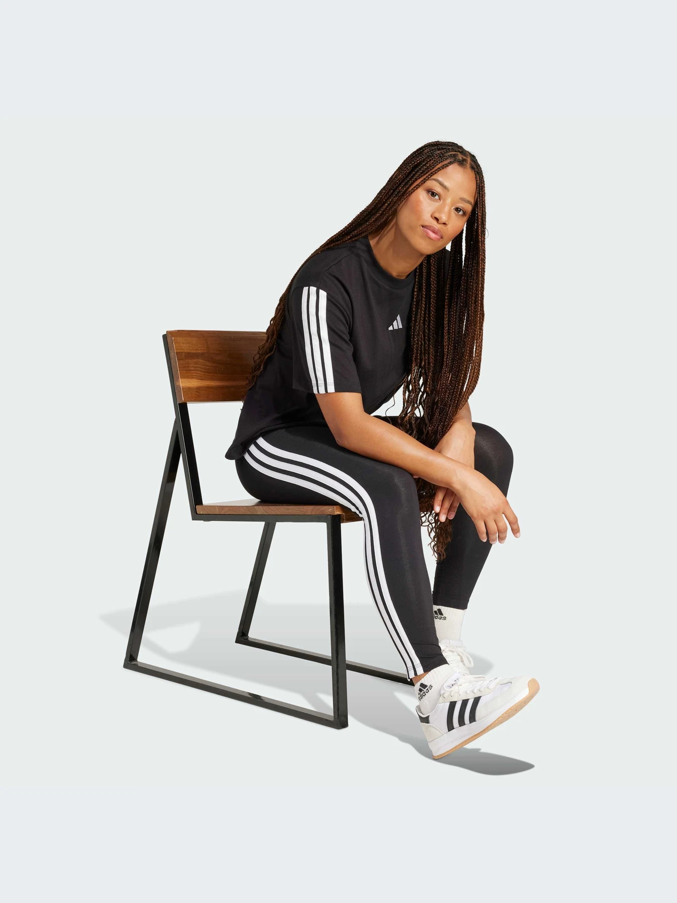 Брюки Adidas модель JE0072-KZ Брюки Adidas модель JE0072-KZ Фото