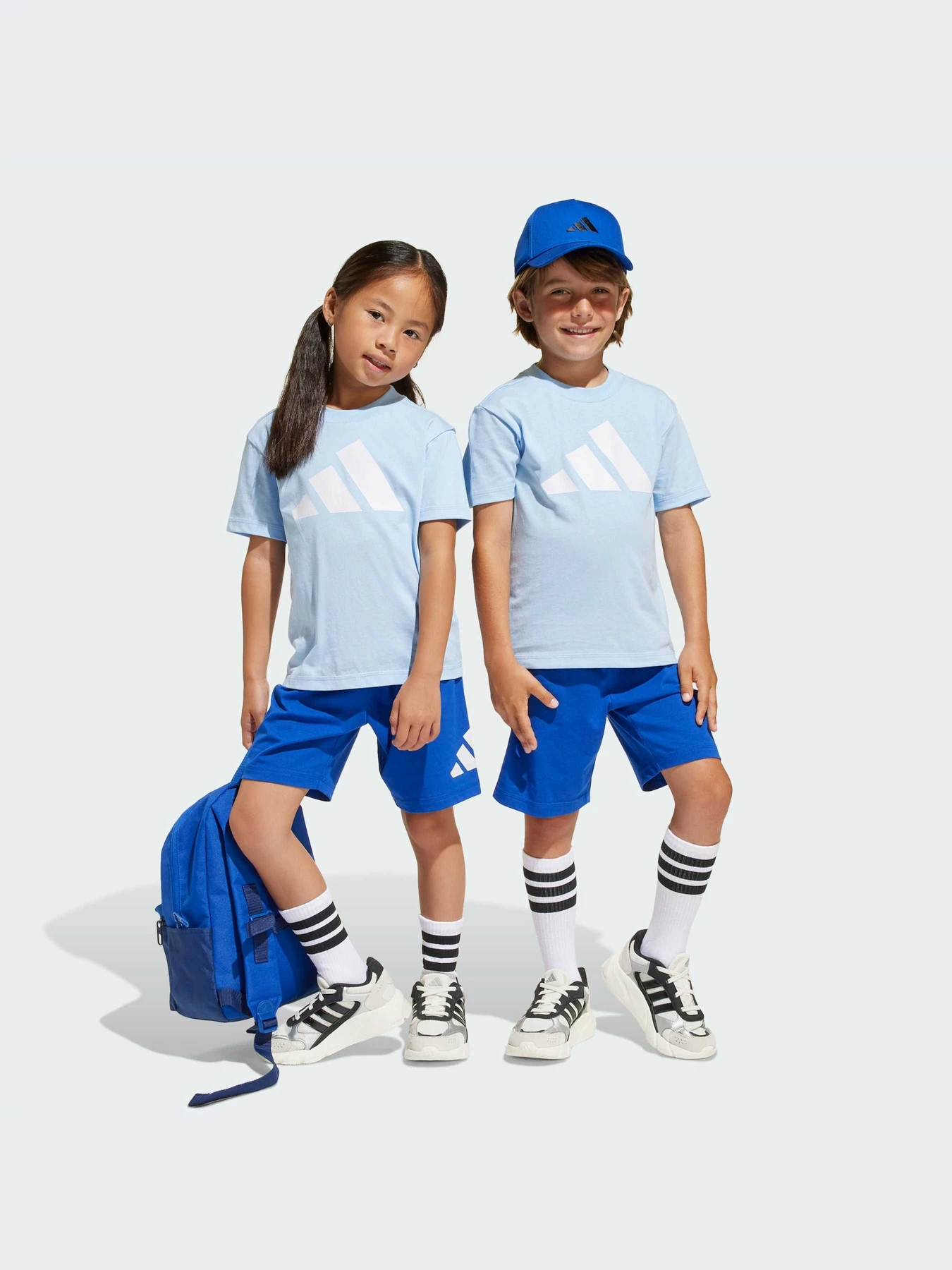 Костюмы Adidas модель JC9724-KZ Костюмы Adidas модель JC9724-KZ Фото