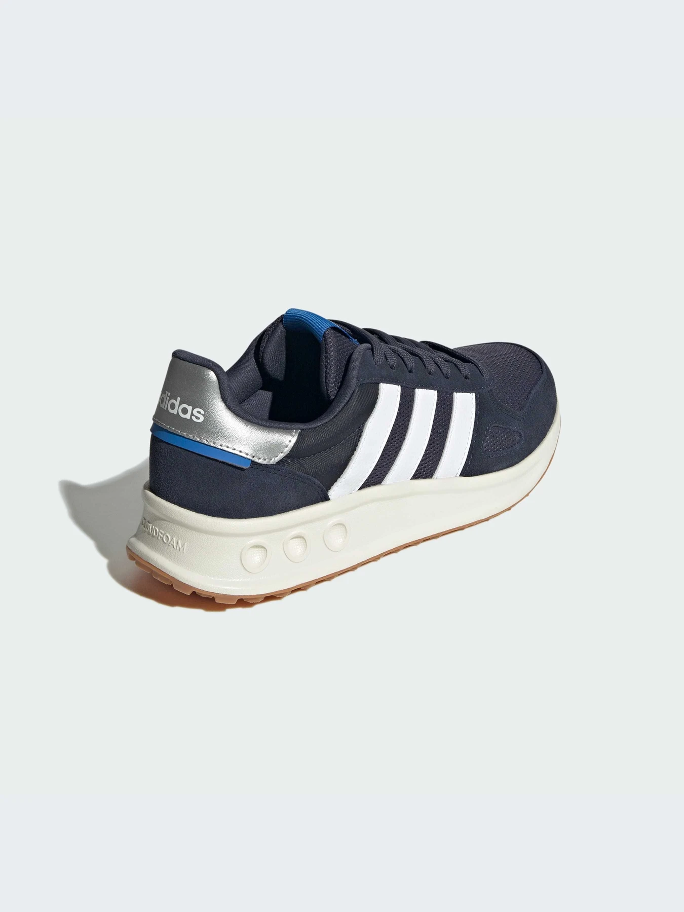 Кроссовки Adidas модель IH8614-KZ Кроссовки Adidas модель IH8614-KZ Фото
