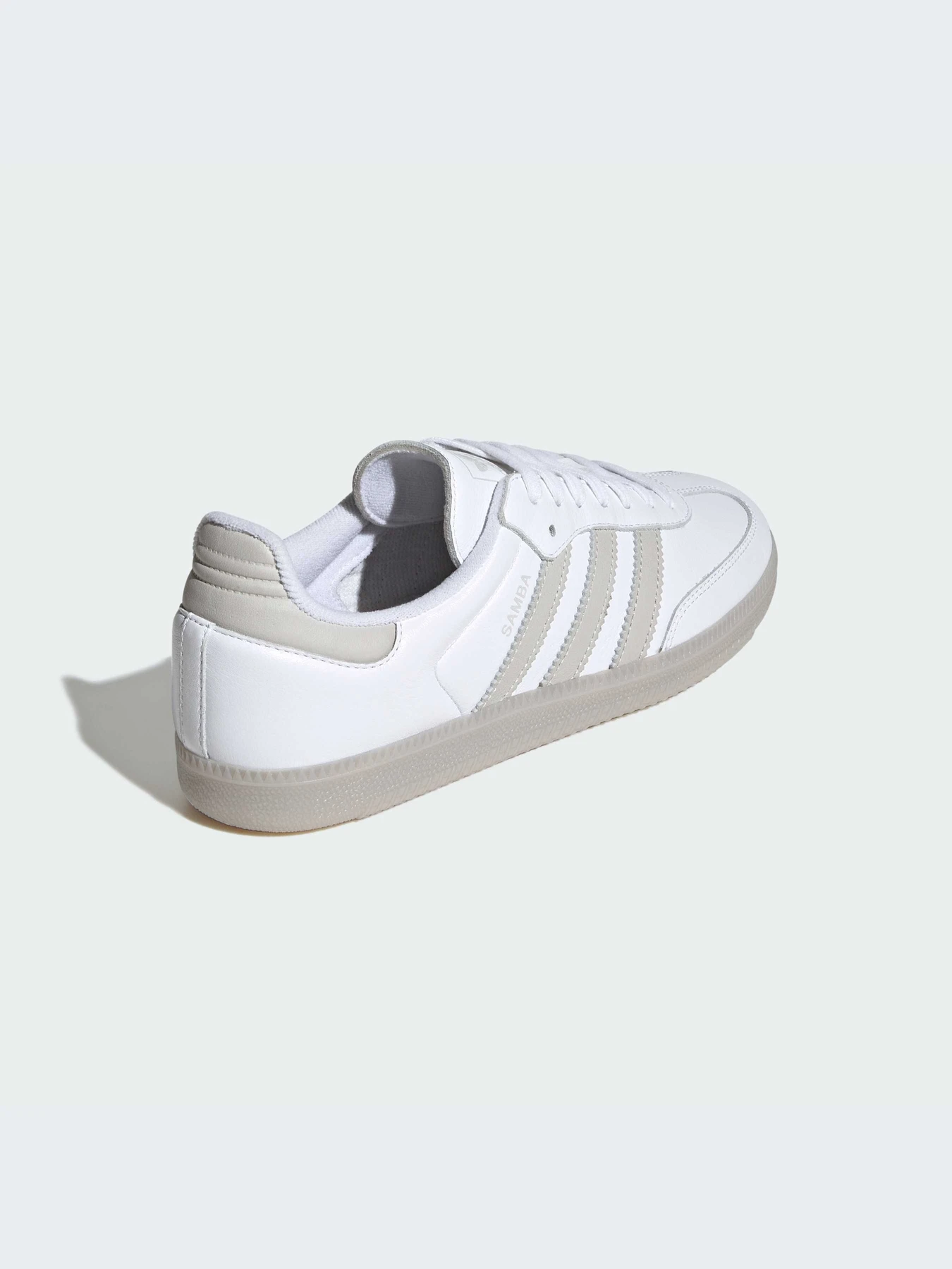 Кроссовки Adidas модель JI3206-KZ Кроссовки Adidas модель JI3206-KZ Фото