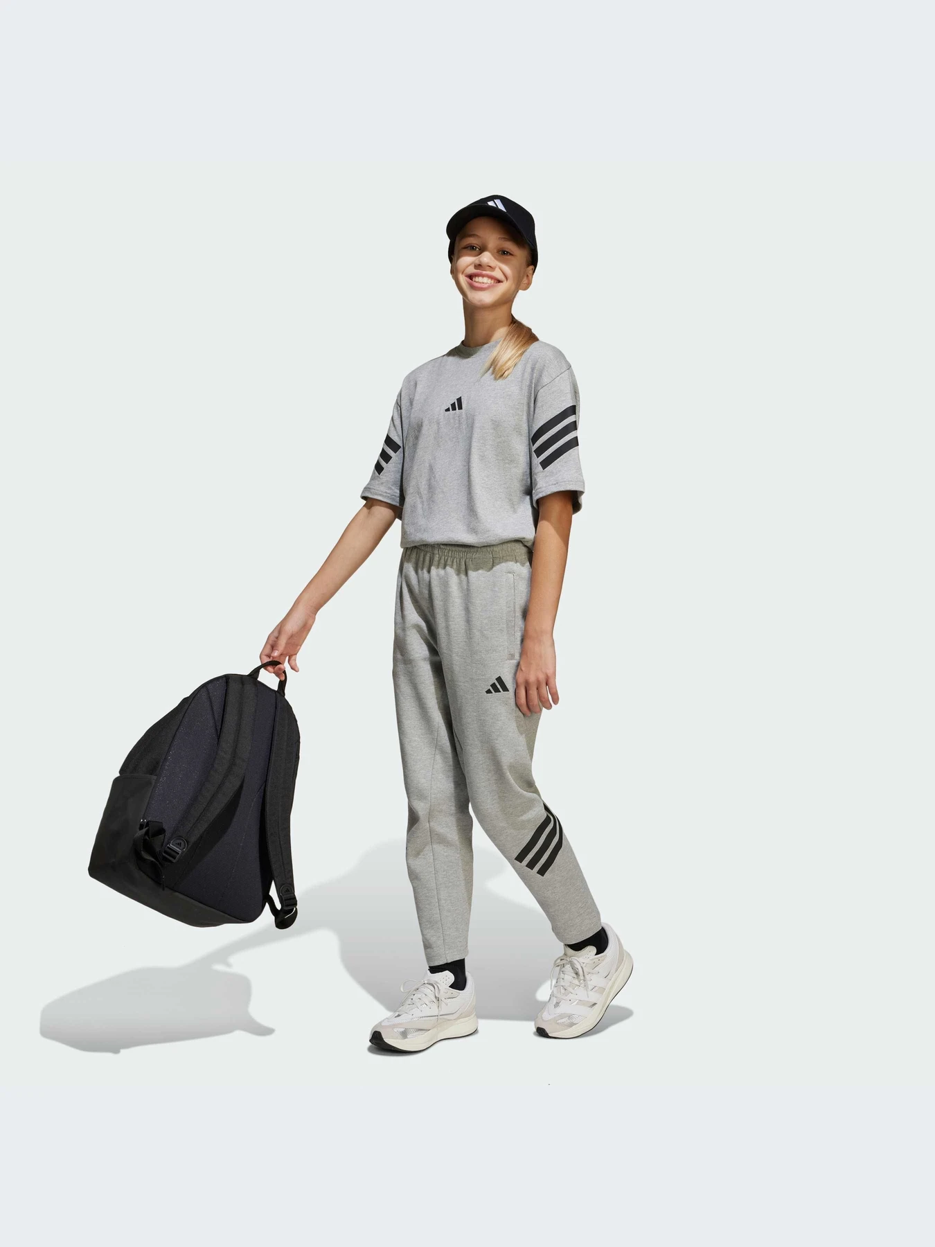 Шапки и кепки Adidas модель JG0998-KZ Шапки и кепки Adidas модель JG0998-KZ Фото