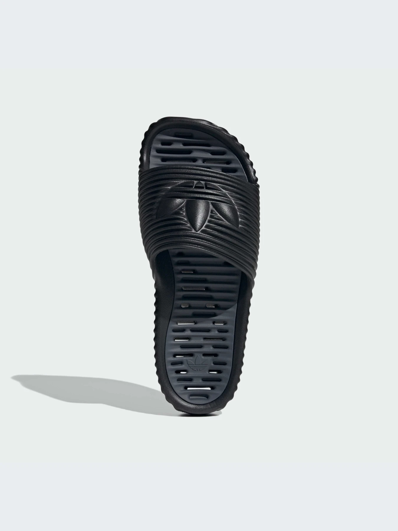 Шлёпанцы Adidas Adilette модель IH6159-KZ Шлёпанцы Adidas Adilette модель IH6159-KZ Фото