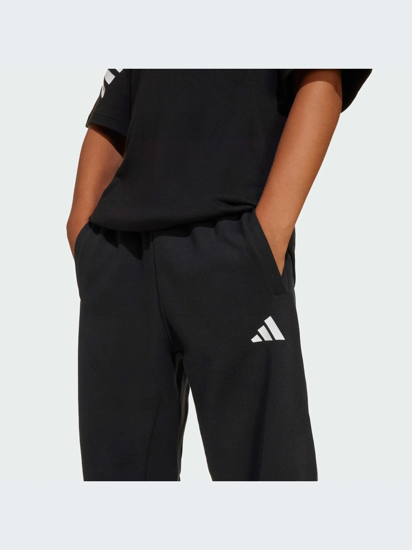 Брюки Adidas модель JD1298-KZ Брюки Adidas модель JD1298-KZ Фото