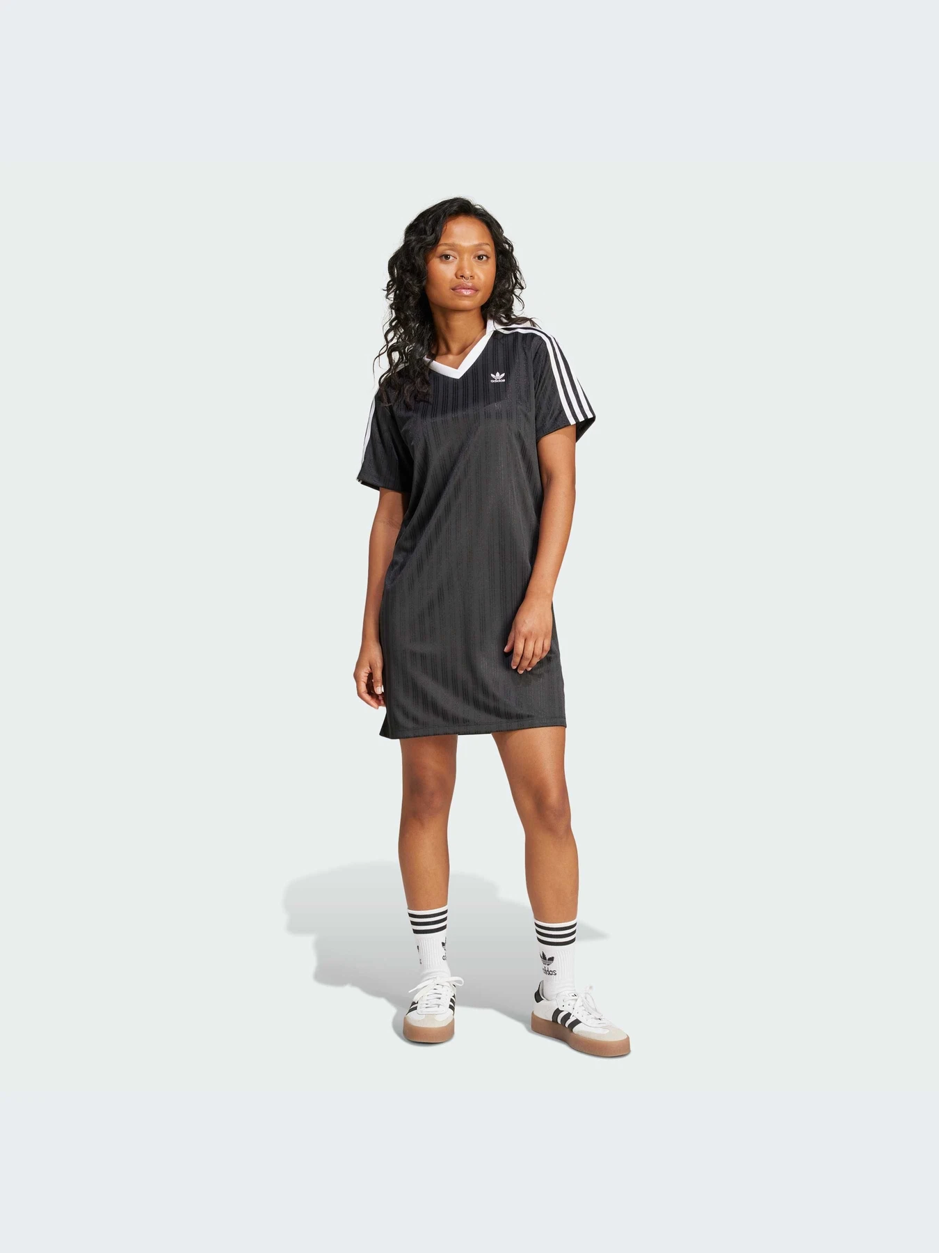 Платья Adidas Adicolor модель JD2599-KZ Платья Adidas Adicolor модель JD2599-KZ Фото