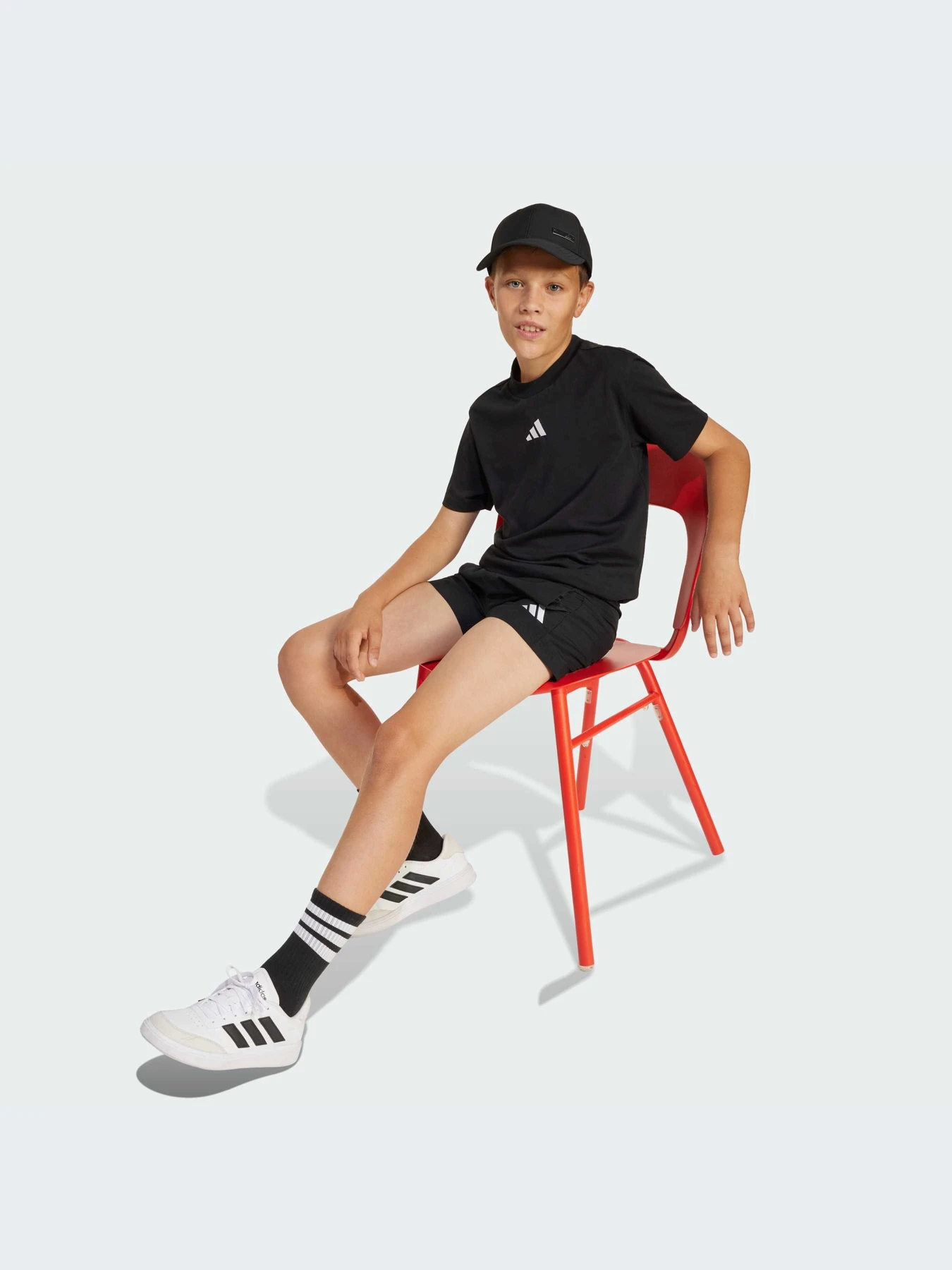 Футболки и поло Adidas модель JC9776-KZ Футболки и поло Adidas модель JC9776-KZ Фото