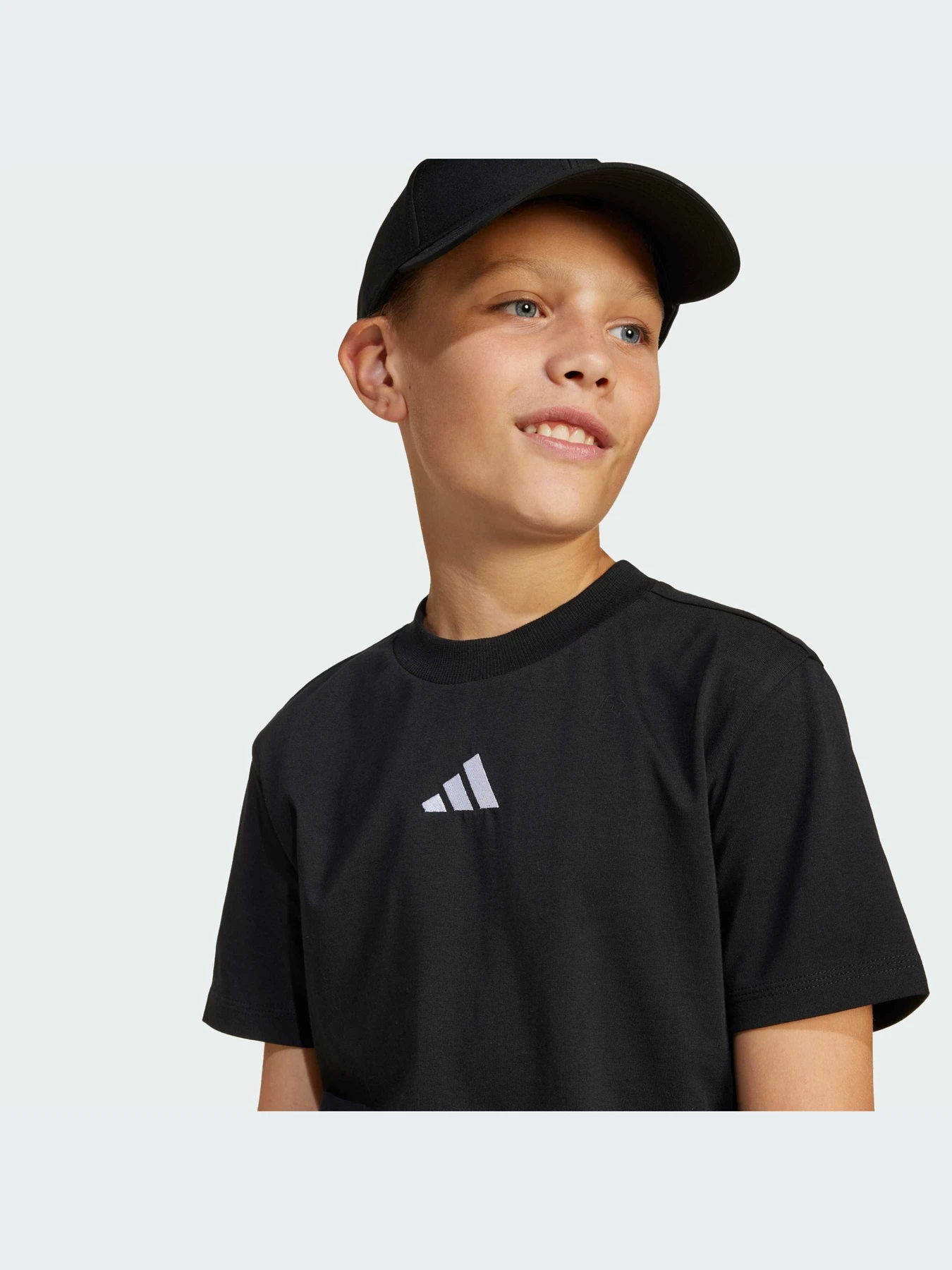 Футболки и поло Adidas модель JC9776-KZ Футболки и поло Adidas модель JC9776-KZ Фото