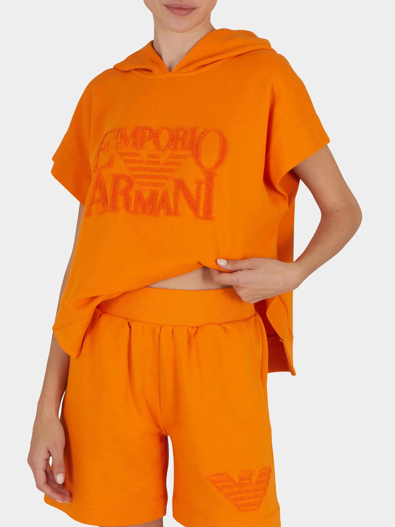 Футболки и поло Emporio Armani модель EW000775-AF12186-U3079 Футболки и поло Emporio Armani модель EW000775-AF12186-U3079 Фото