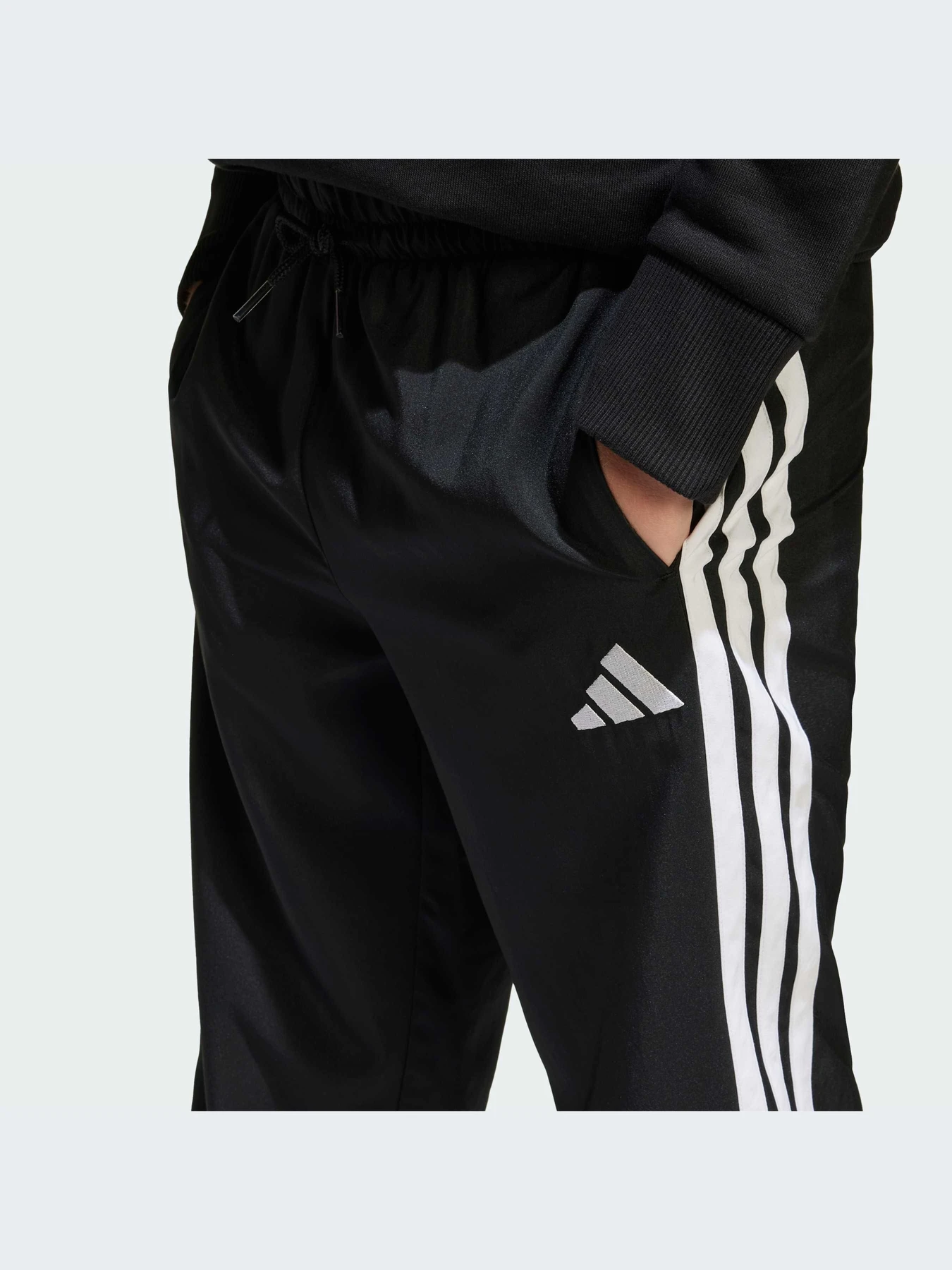 Брюки Adidas модель JD6500-KZ Брюки Adidas модель JD6500-KZ Фото