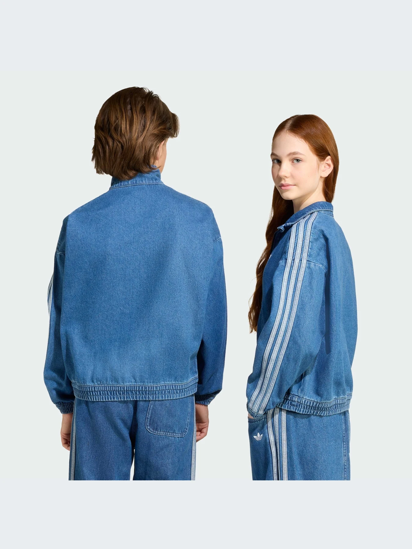 Куртки и дубленки Adidas Adicolor модель JC7878-KZ Куртки и дубленки Adidas Adicolor модель JC7878-KZ Фото