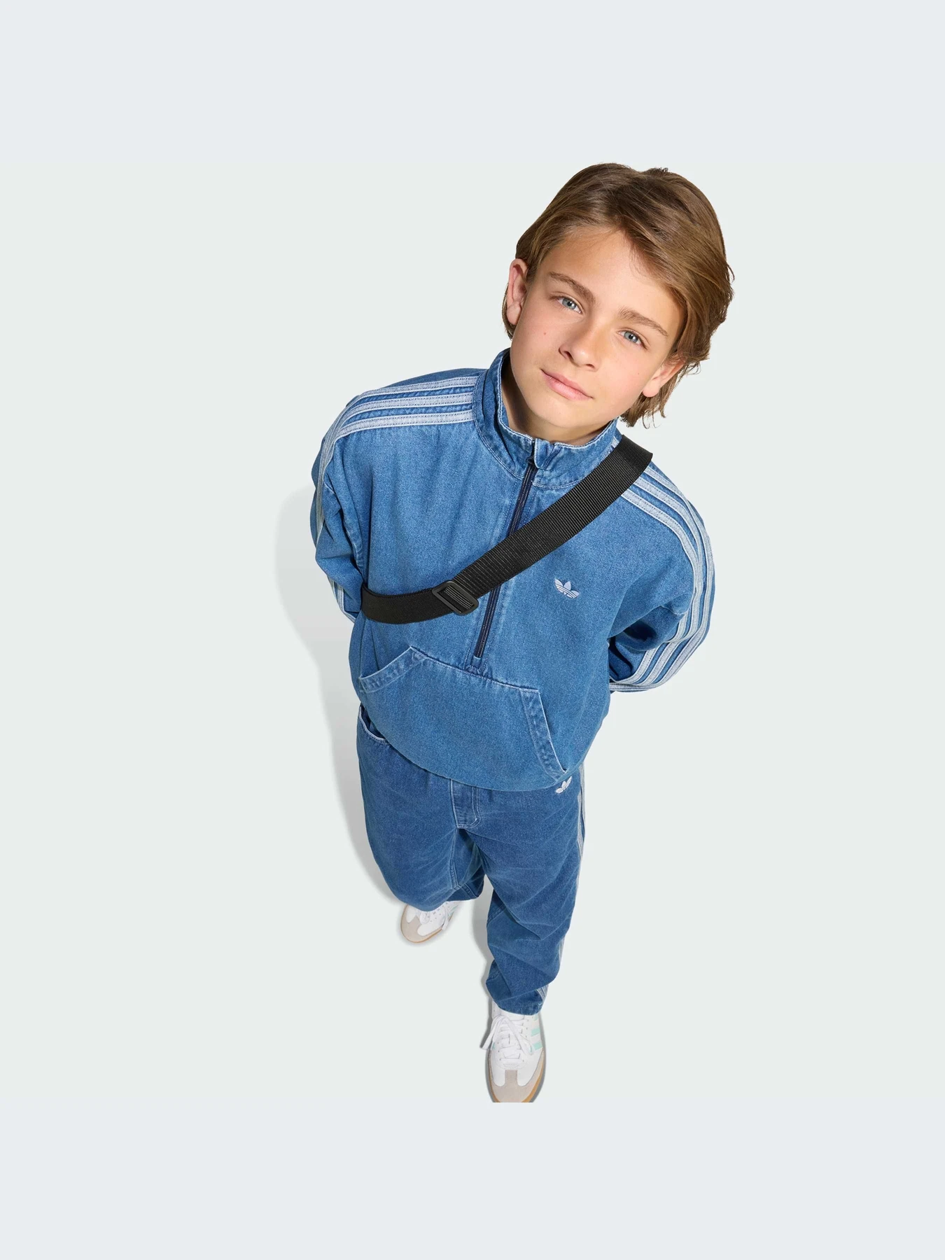 Куртки и дубленки Adidas Adicolor модель JC7878-KZ Куртки и дубленки Adidas Adicolor модель JC7878-KZ Фото