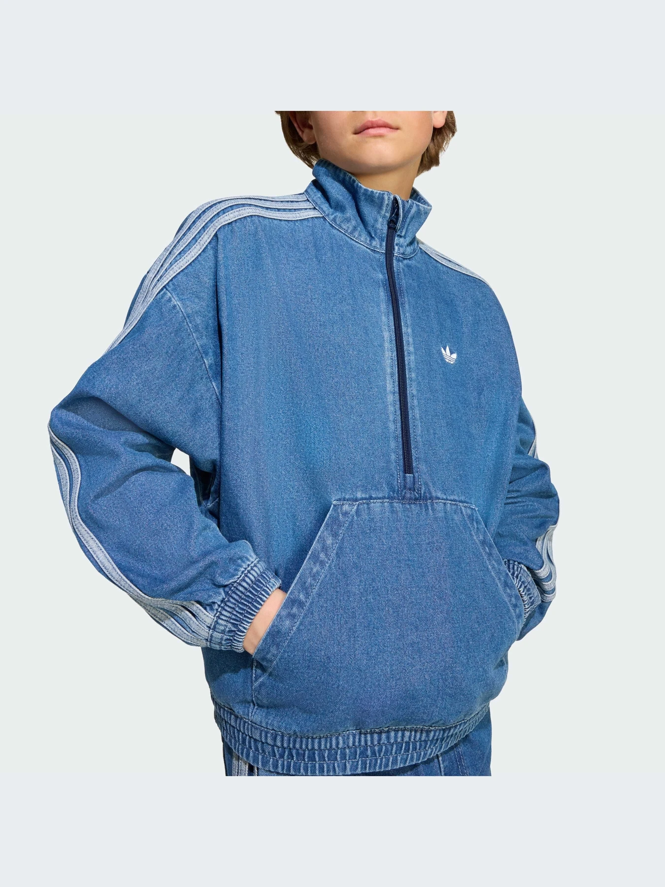 Куртки и дубленки Adidas Adicolor модель JC7878-KZ Куртки и дубленки Adidas Adicolor модель JC7878-KZ Фото