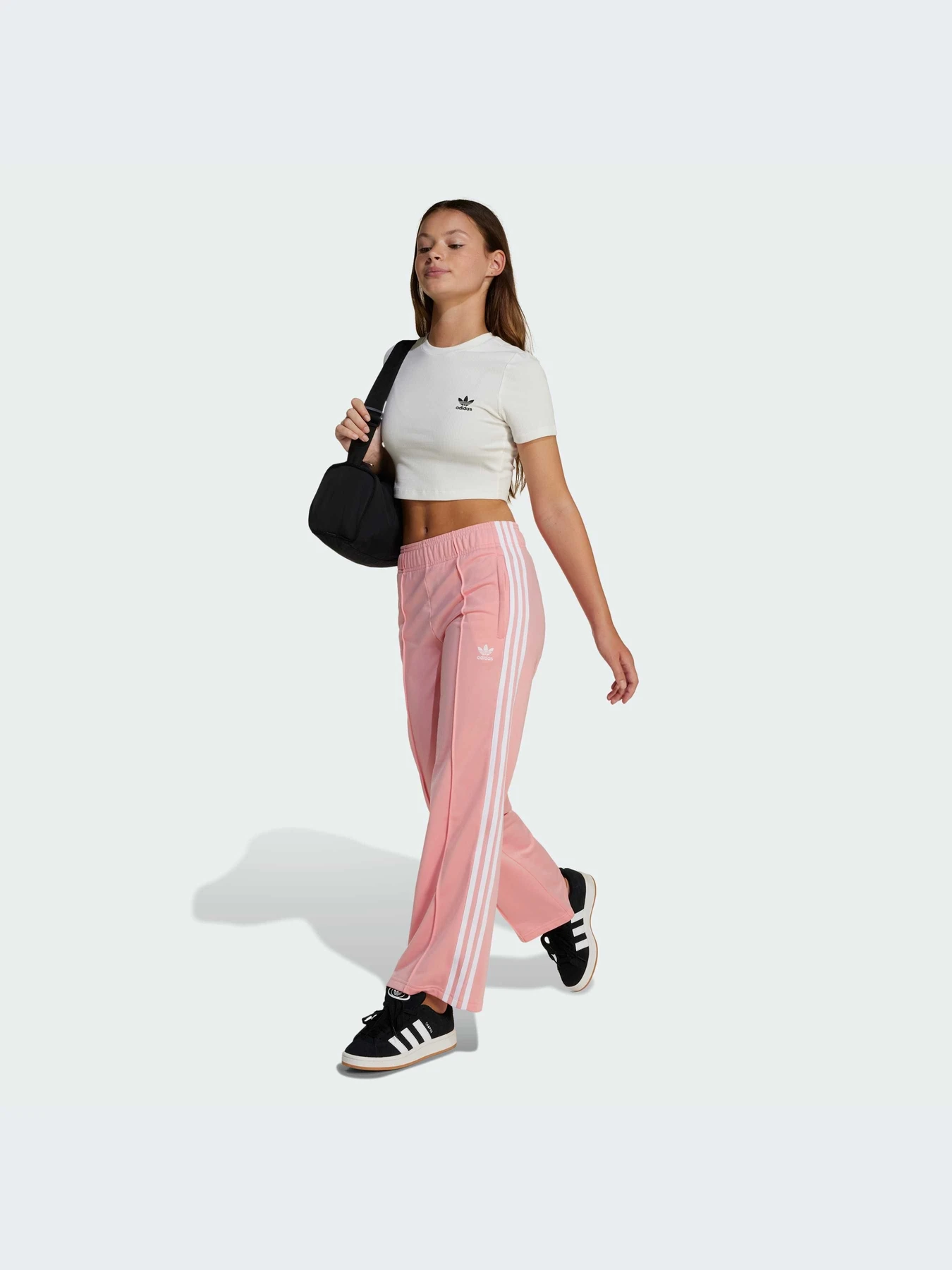 Футболки и поло Adidas модель JC8440-KZ Футболки и поло Adidas модель JC8440-KZ Фото