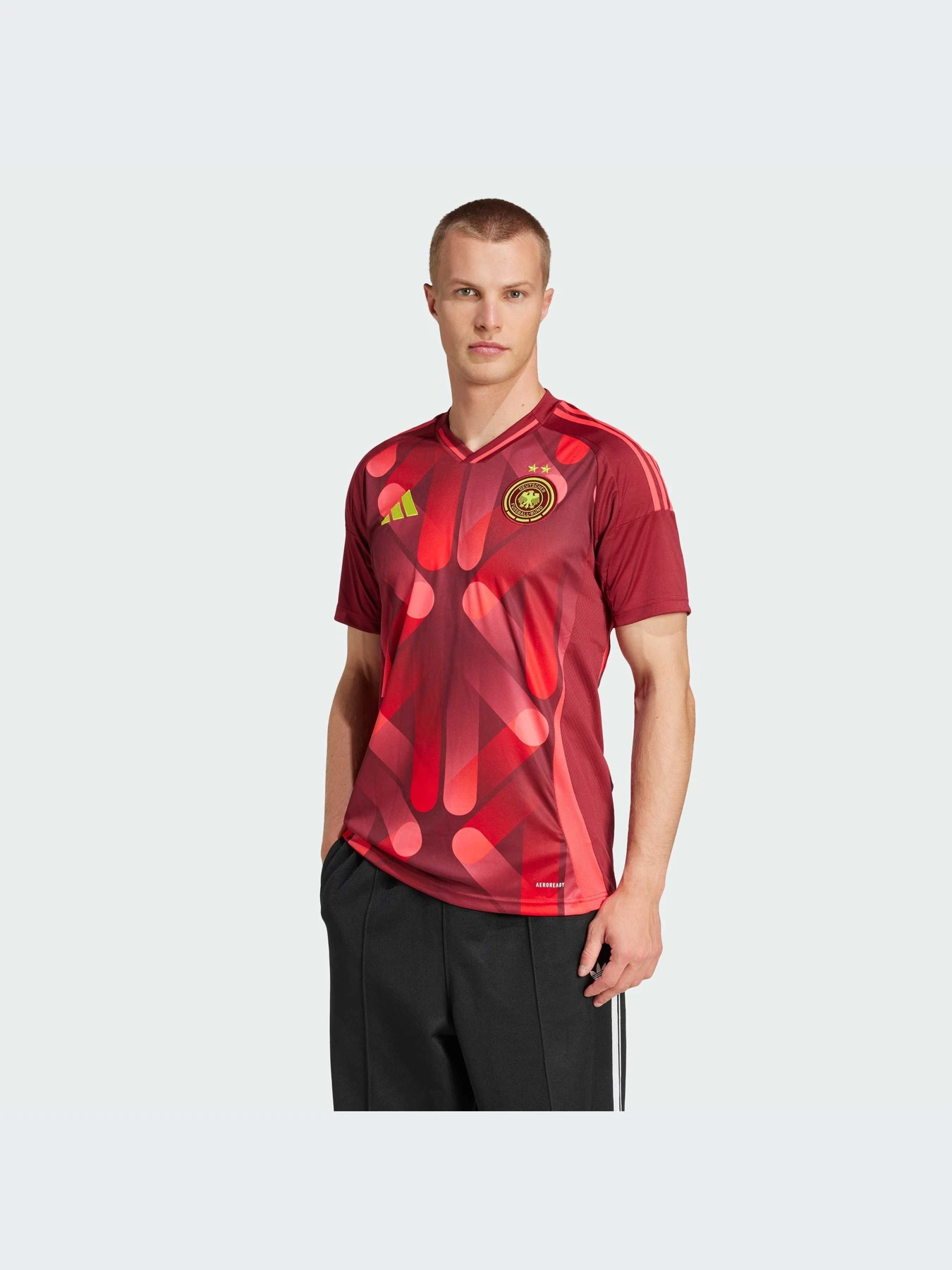 Футболки и поло Adidas модель JF2605-KZ Футболки и поло Adidas модель JF2605-KZ Фото