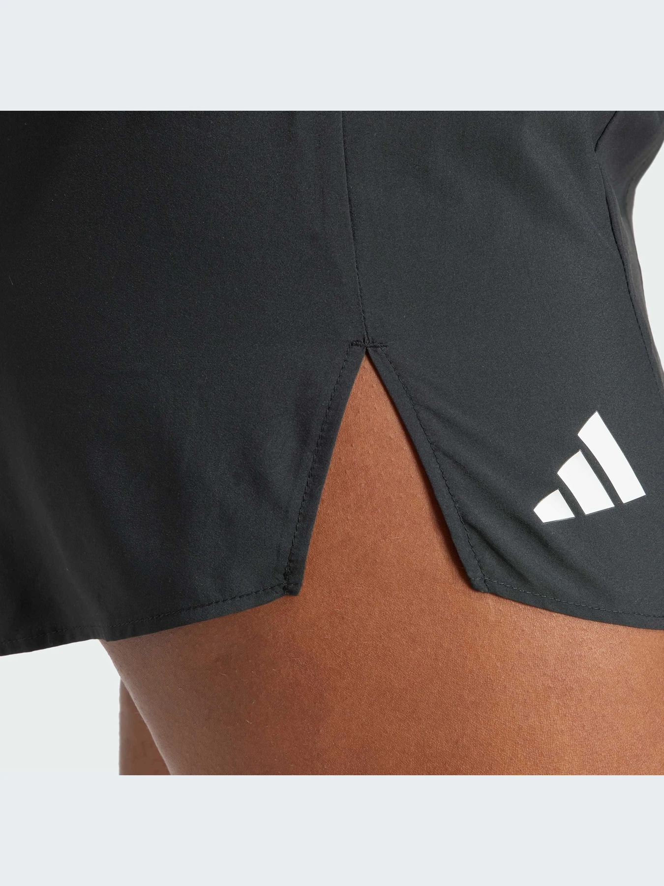 Шорты Adidas модель IN8707-KZ Шорты Adidas модель IN8707-KZ Фото