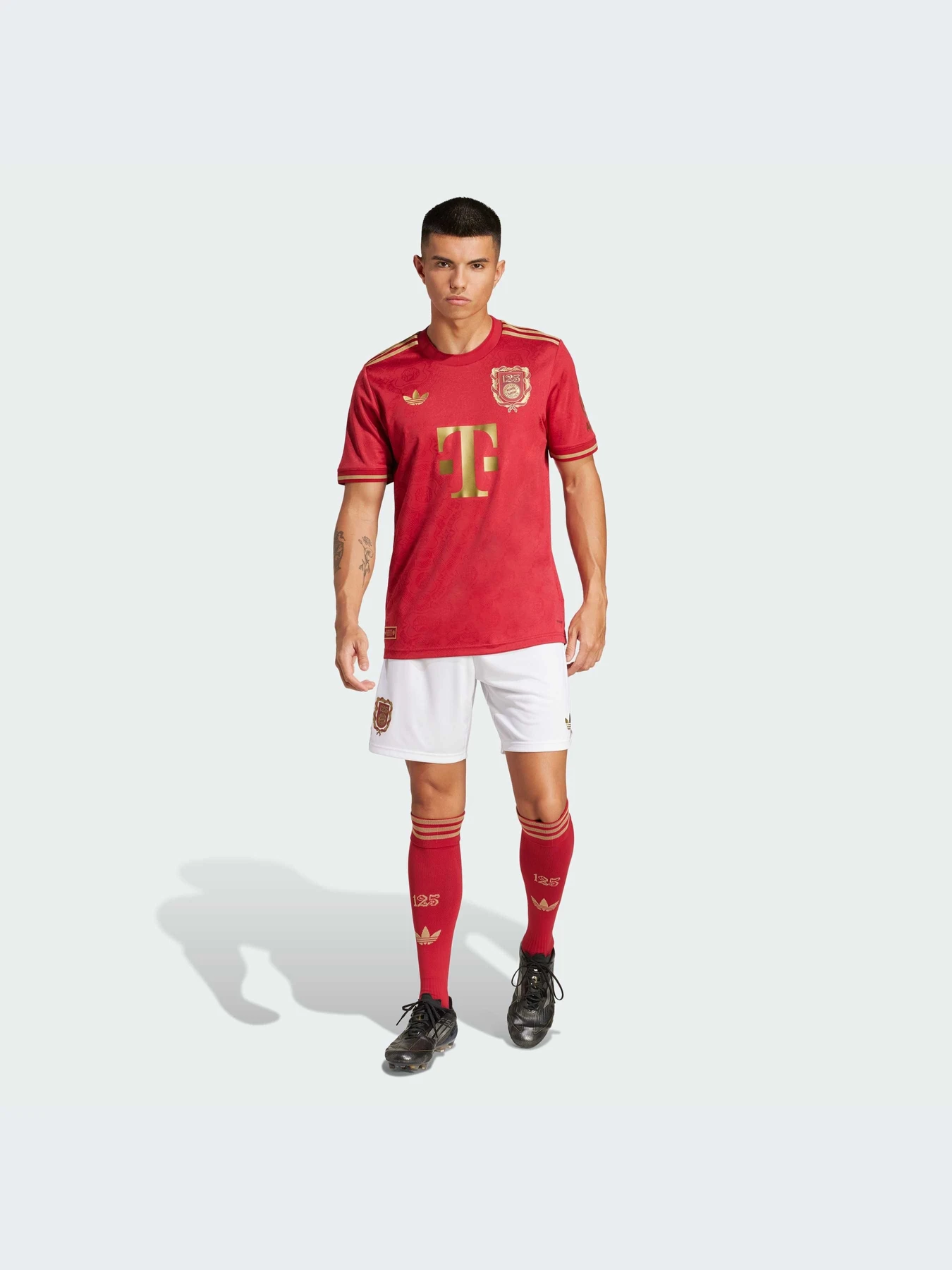 Футболки и поло Adidas модель JE6781-KZ Футболки и поло Adidas модель JE6781-KZ Фото