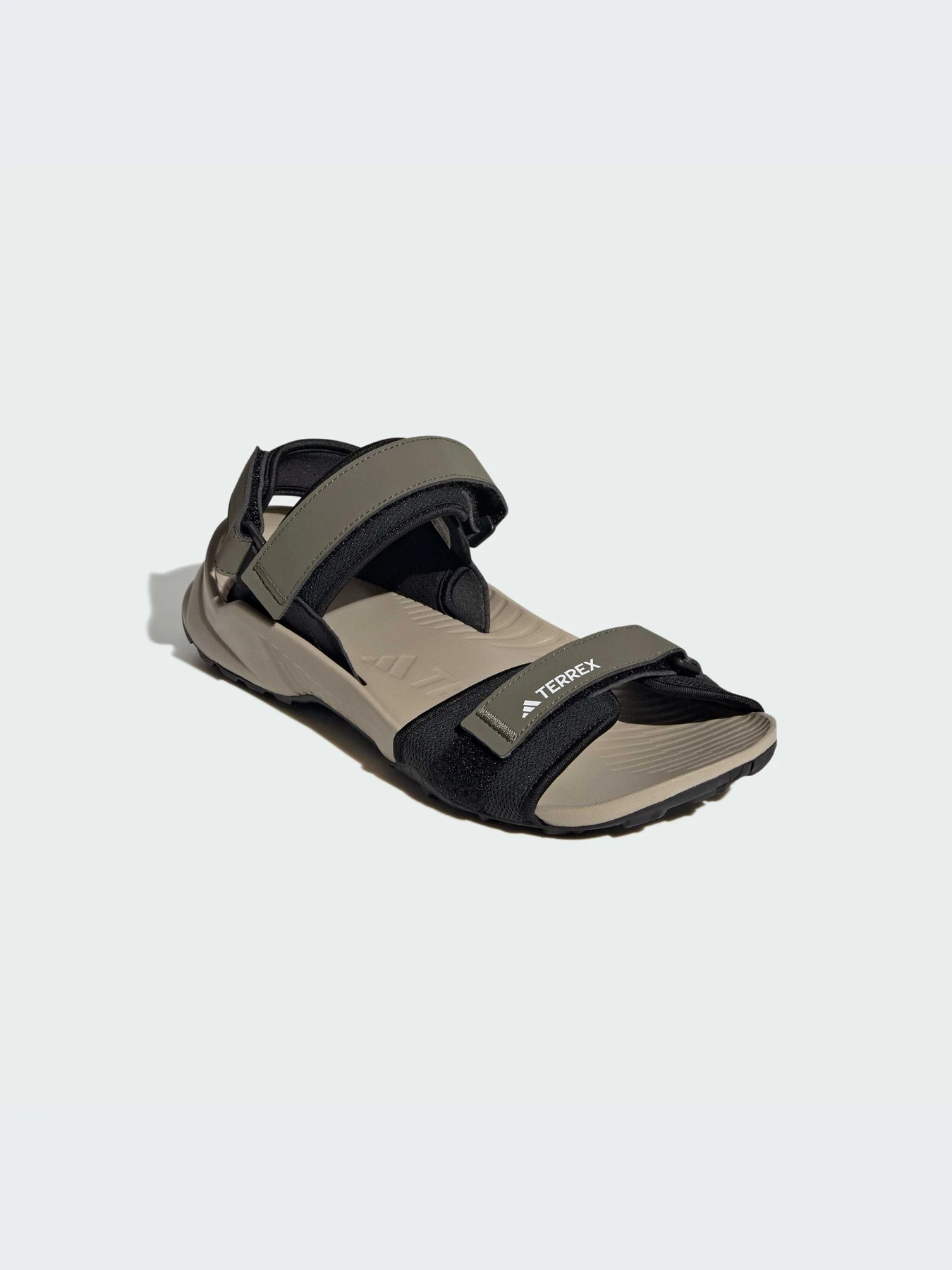 Сандалии Adidas модель JQ2236-KZ Сандалии Adidas модель JQ2236-KZ Фото