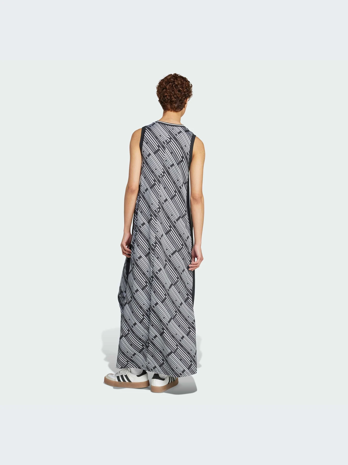 Платья Adidas Tiro модель KA3343-KZ Платья Adidas Tiro модель KA3343-KZ Фото